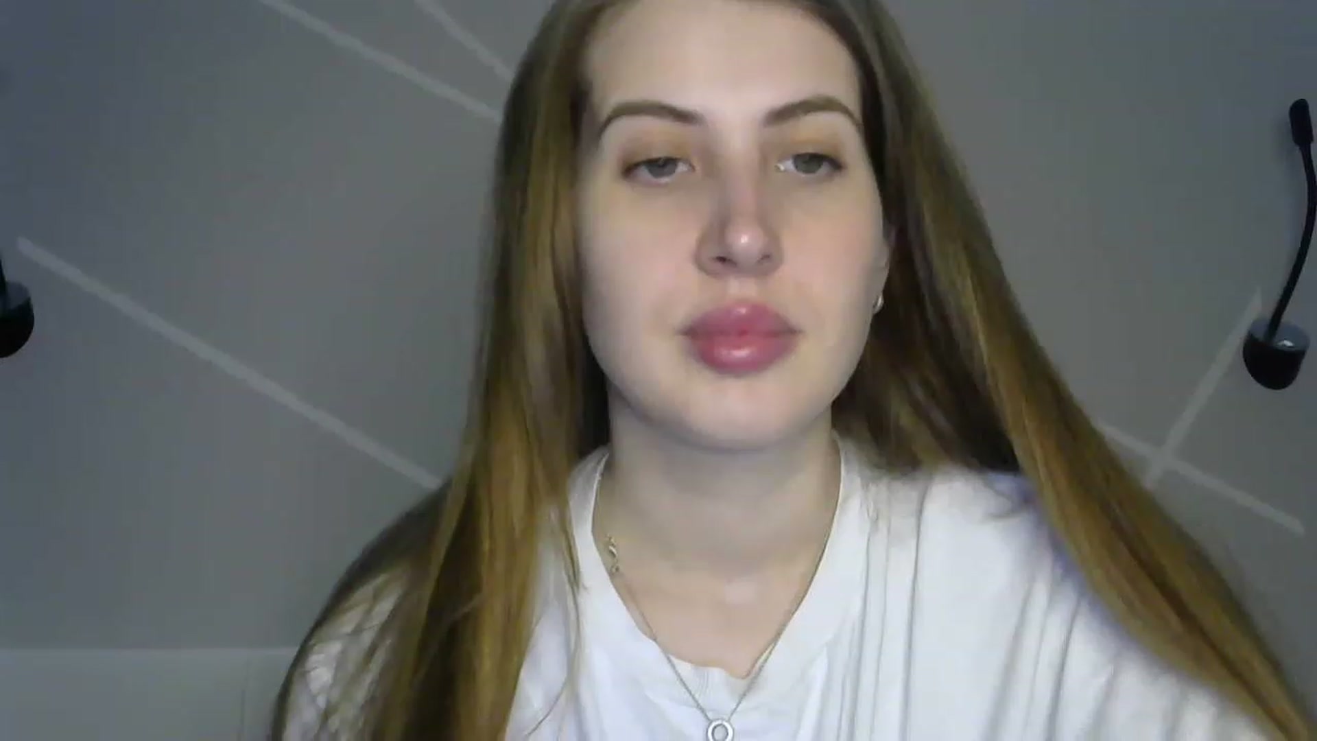 Gallery image thumbnail from MarryCox's myfreecams stream on, 04/03/2023, 12:05 image 12 of 20