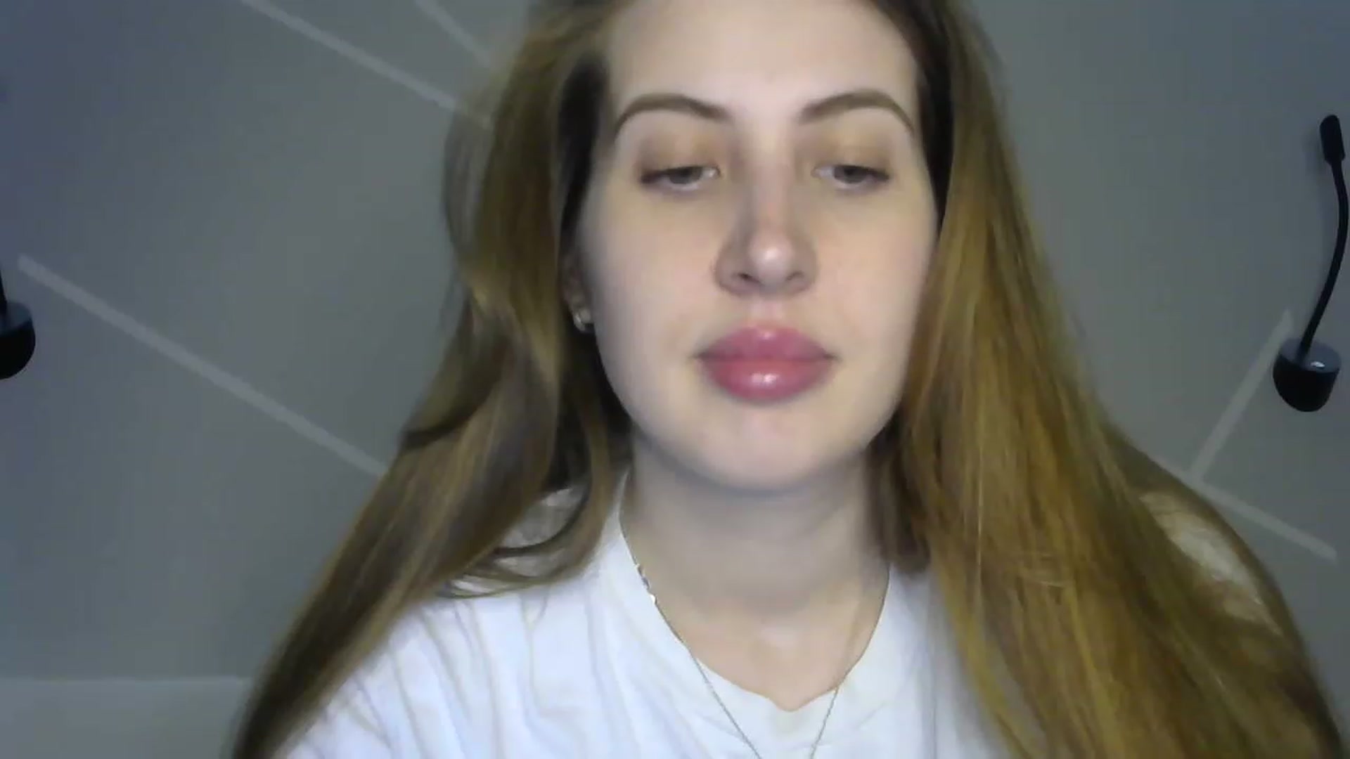 Gallery image thumbnail from MarryCox's myfreecams stream on, 04/03/2023, 12:05 image 9 of 20