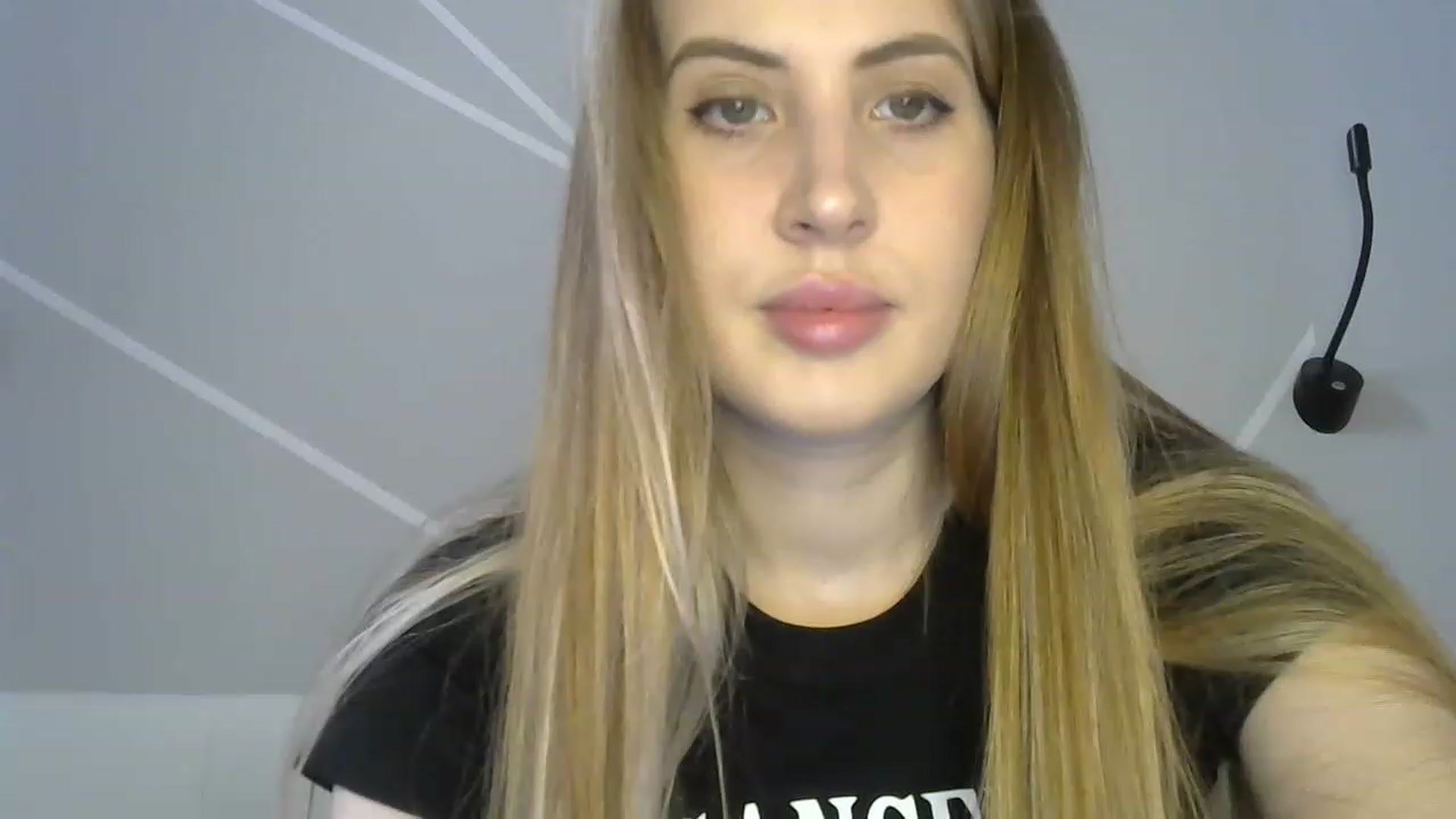 Gallery image thumbnail from MarryCox's myfreecams stream on, 04/07/2023, 11:21 image 11 of 20