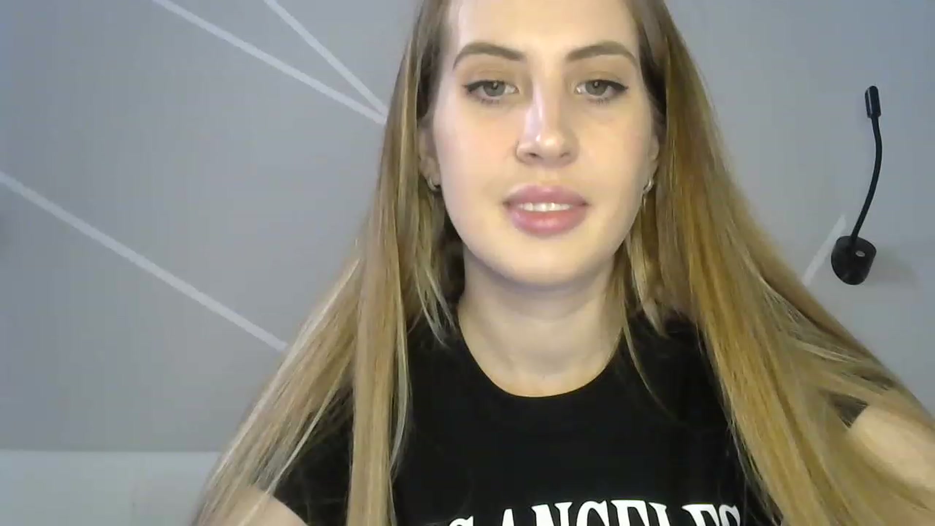 Gallery image thumbnail from MarryCox's myfreecams stream on, 04/07/2023, 11:21 image 4 of 20
