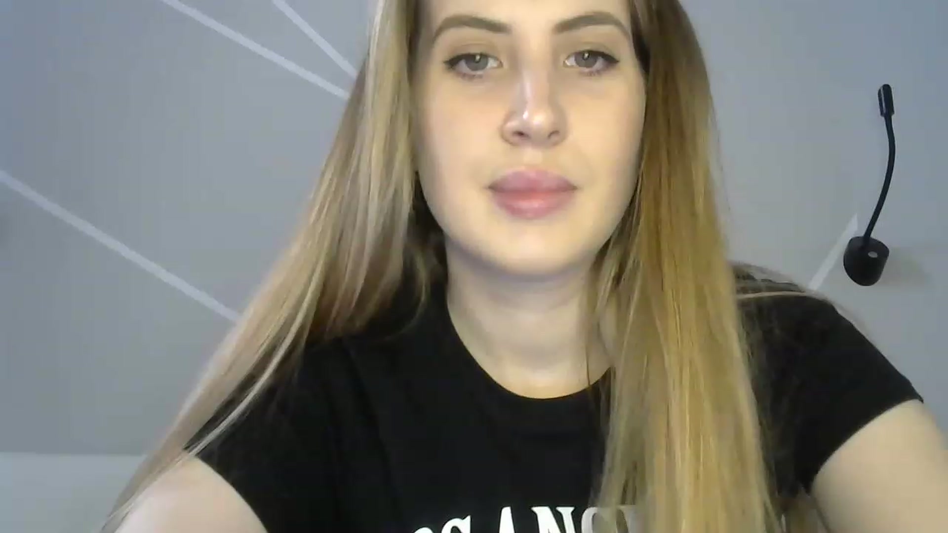 Gallery image thumbnail from MarryCox's myfreecams stream on, 04/07/2023, 11:21 image 5 of 20