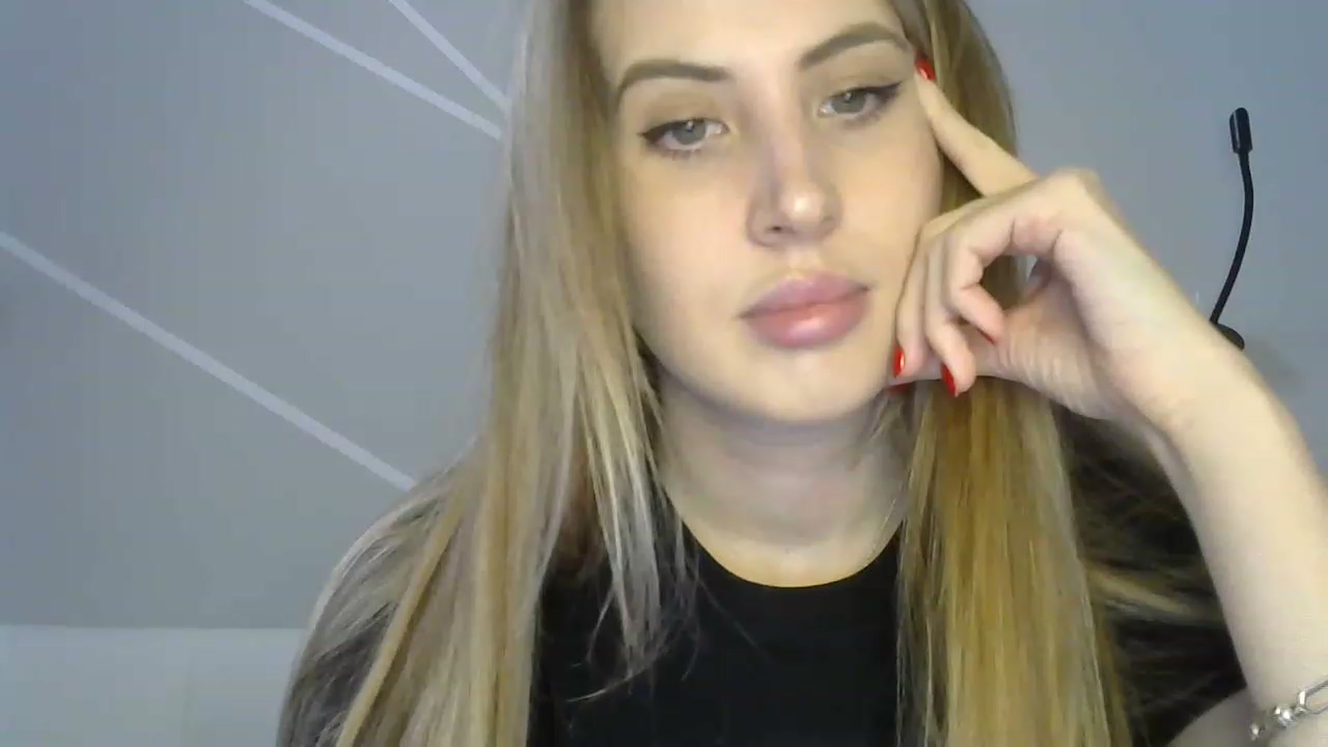 Gallery image thumbnail from MarryCox's myfreecams stream on, 04/07/2023, 11:21 image 18 of 20