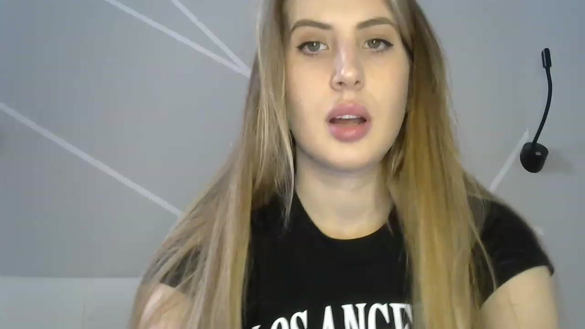 Gallery image thumbnail from MarryCox's myfreecams stream on, 04/07/2023, 11:21 image 3 of 20