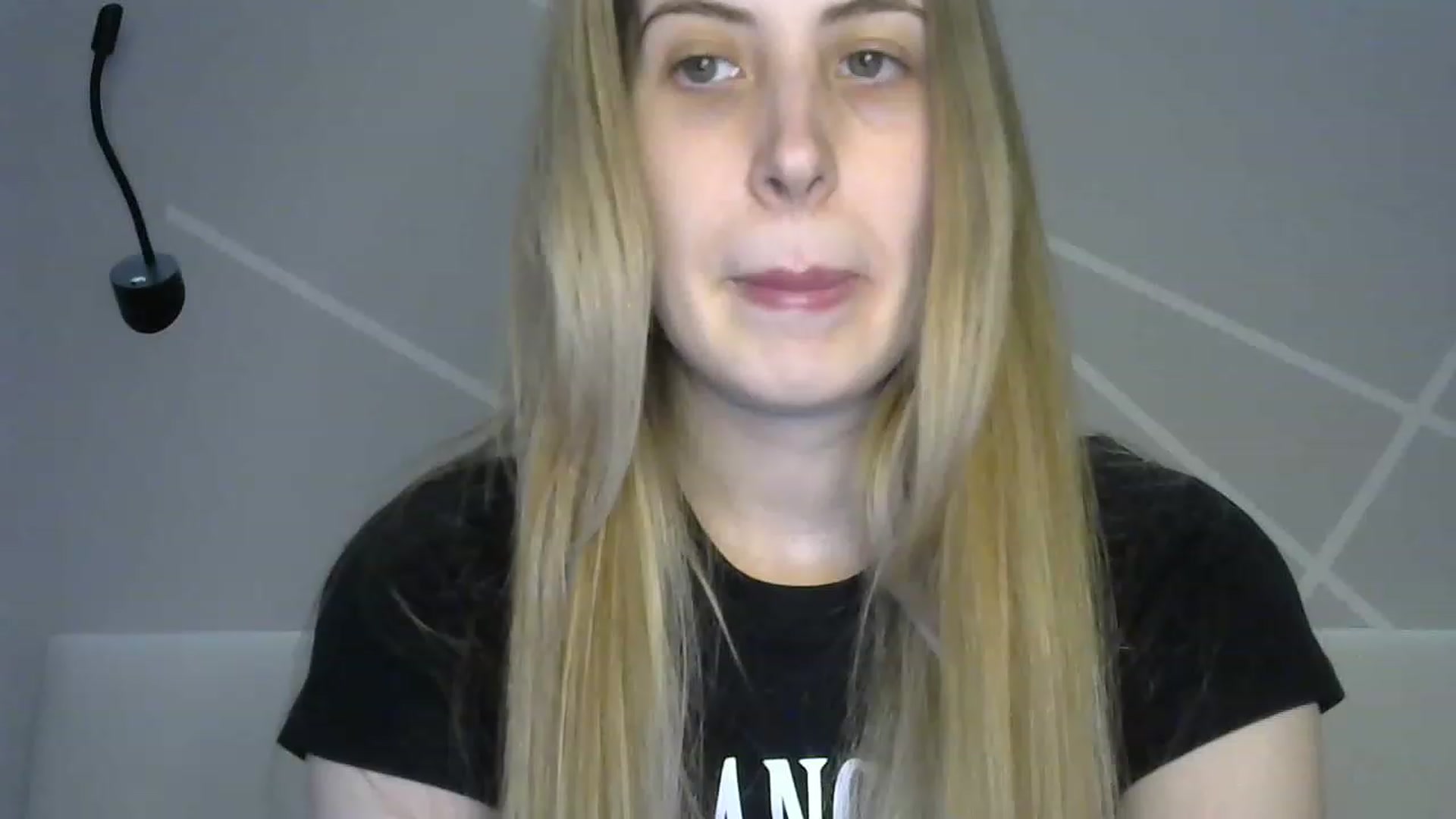 Gallery image thumbnail from MarryCox's myfreecams stream on, 04/08/2023, 10:31 image 10 of 20