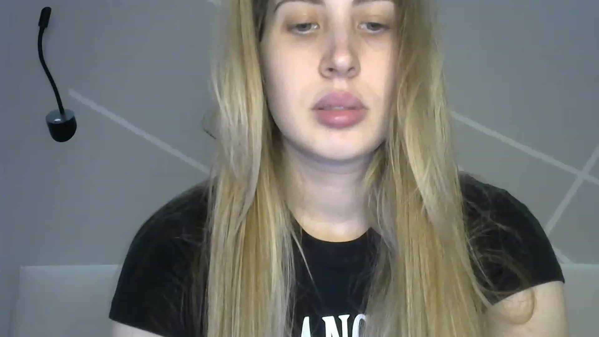 Gallery image thumbnail from MarryCox's myfreecams stream on, 04/08/2023, 10:31 image 6 of 20