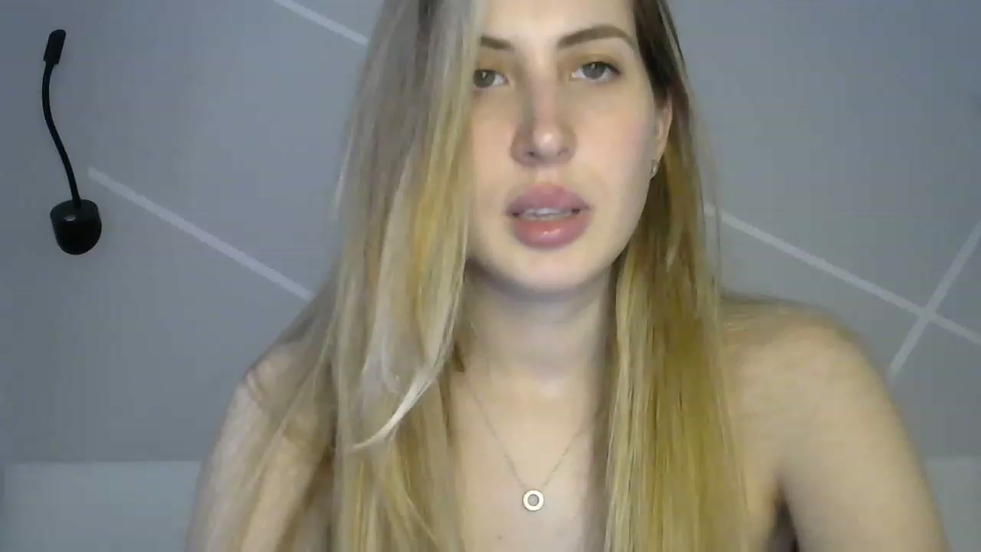 Gallery image thumbnail from MarryCox's myfreecams stream on, 04/10/2023, 11:43 image 14 of 20