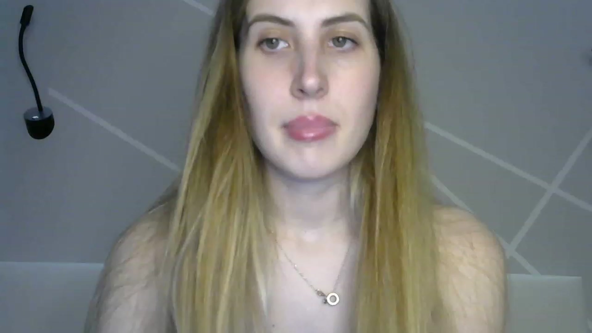 Gallery image thumbnail from MarryCox's myfreecams stream on, 04/12/2023, 11:54 image 16 of 20