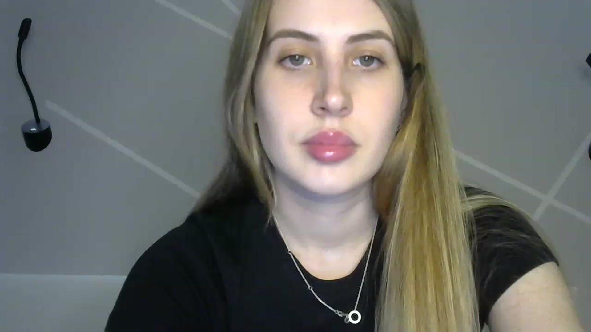 Gallery image thumbnail from MarryCox's myfreecams stream on, 04/12/2023, 11:54 image 6 of 20