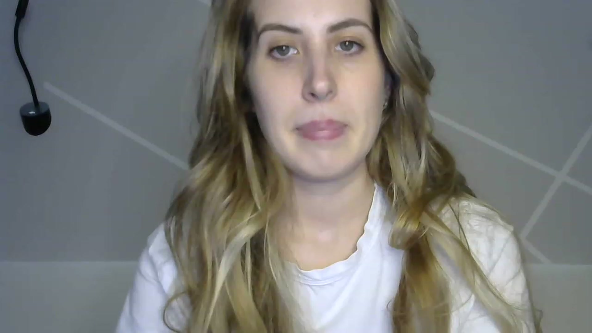 Gallery image thumbnail from MarryCox's myfreecams stream on, 04/14/2023, 11:48 image 6 of 20