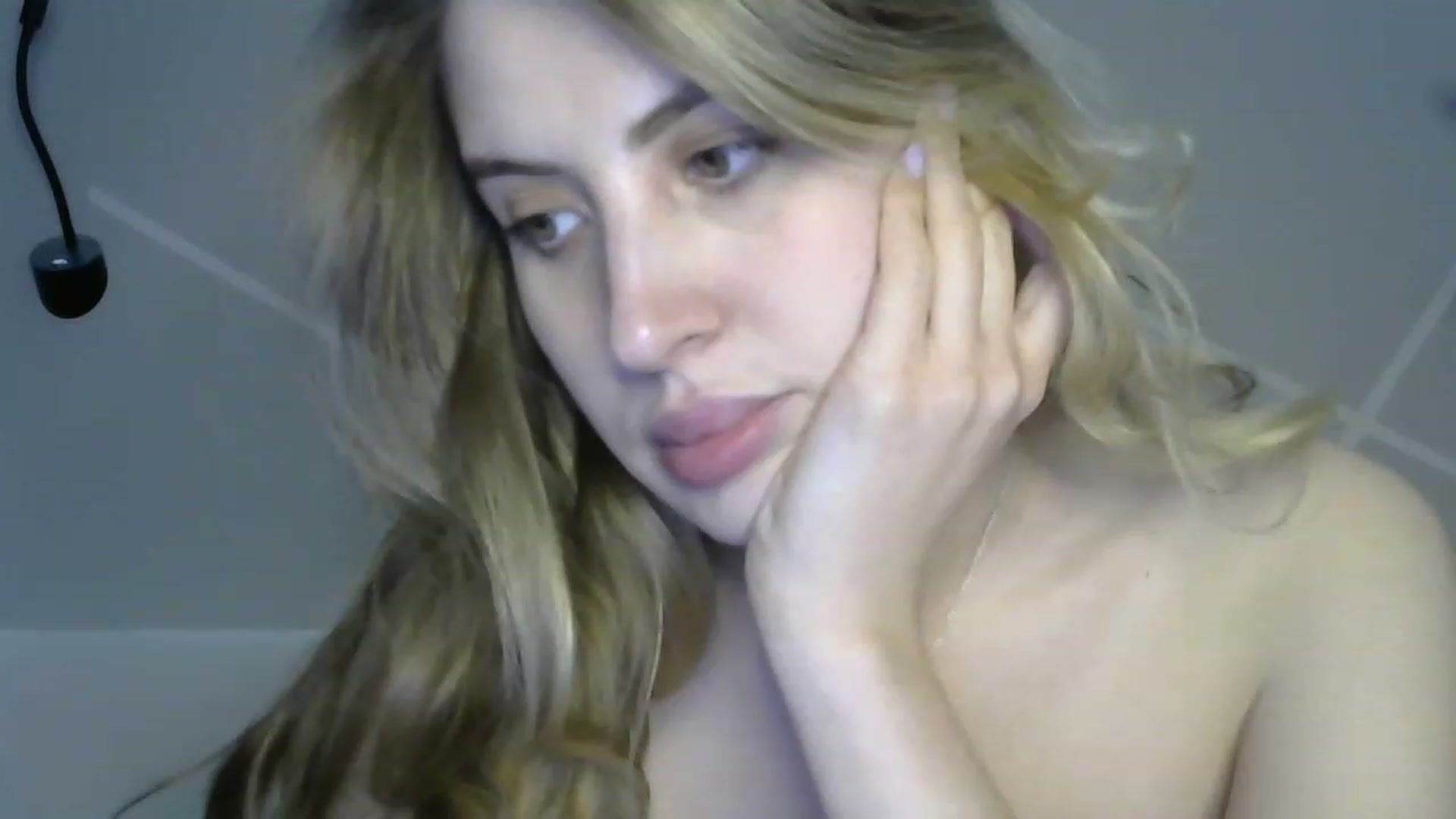 Gallery image thumbnail from MarryCox's myfreecams stream on, 04/14/2023, 11:48 image 16 of 20