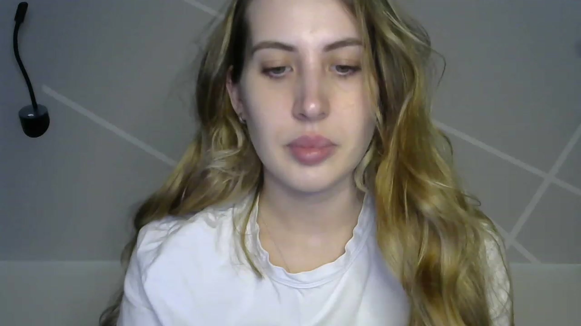 Gallery image thumbnail from MarryCox's myfreecams stream on, 04/14/2023, 11:48 image 5 of 20