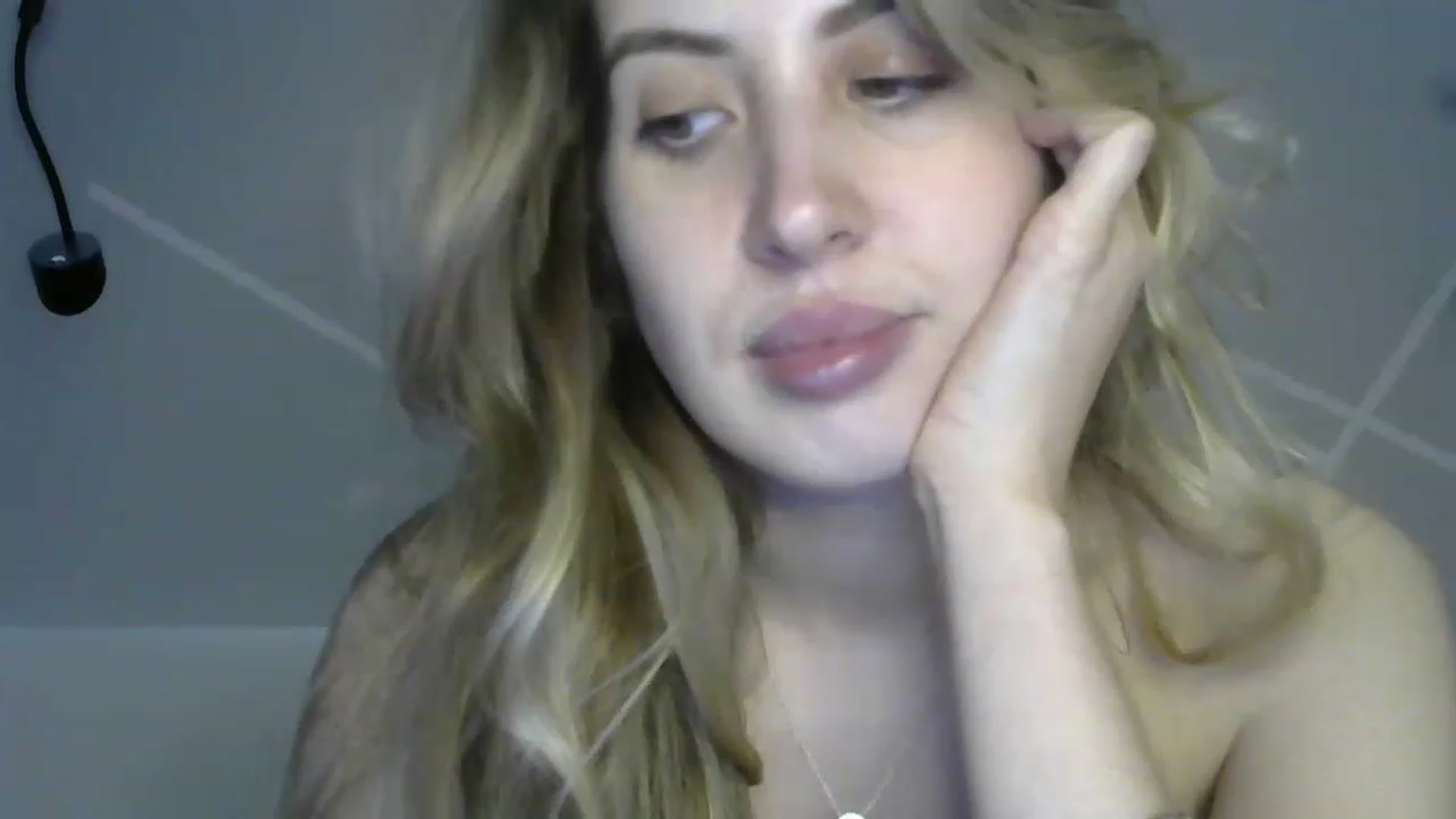 Gallery image thumbnail from MarryCox's myfreecams stream on, 04/14/2023, 11:48 image 17 of 20