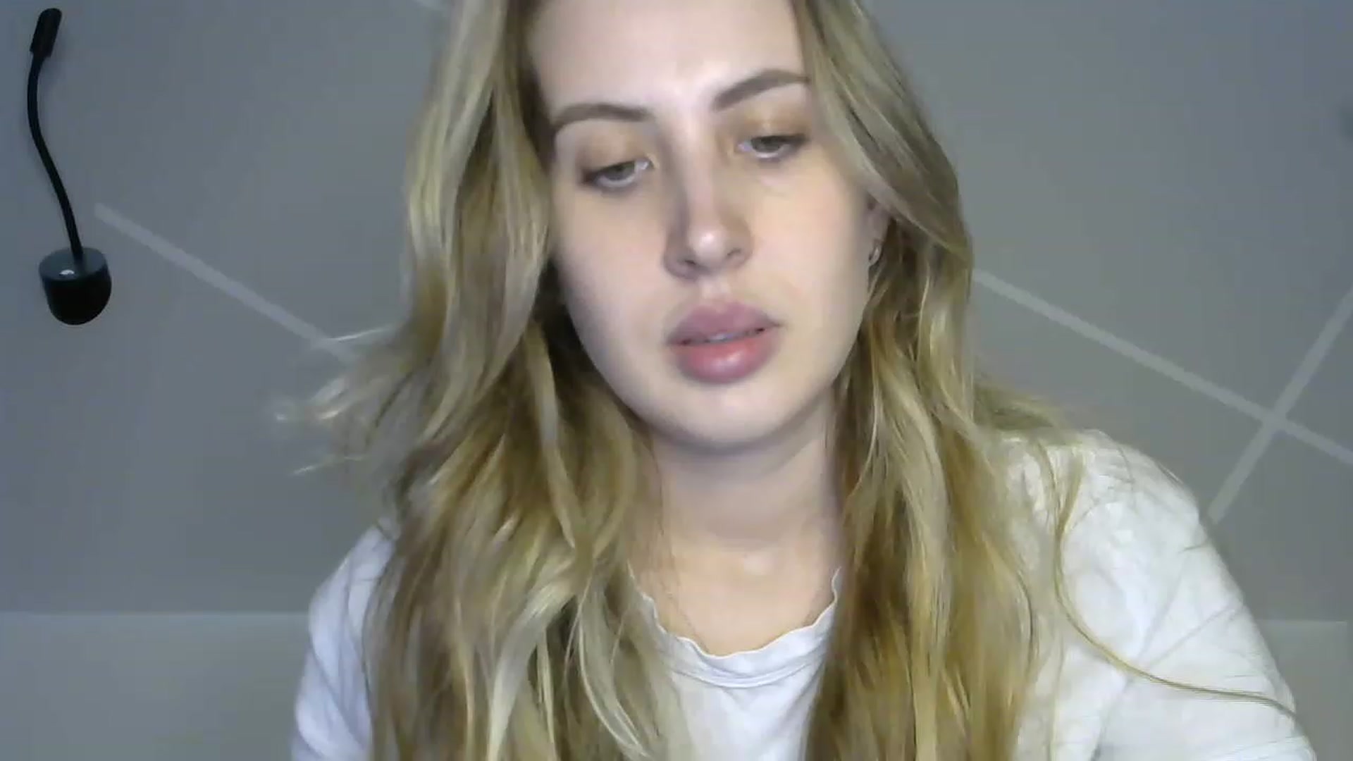 Gallery image thumbnail from MarryCox's myfreecams stream on, 04/14/2023, 11:48 image 8 of 20