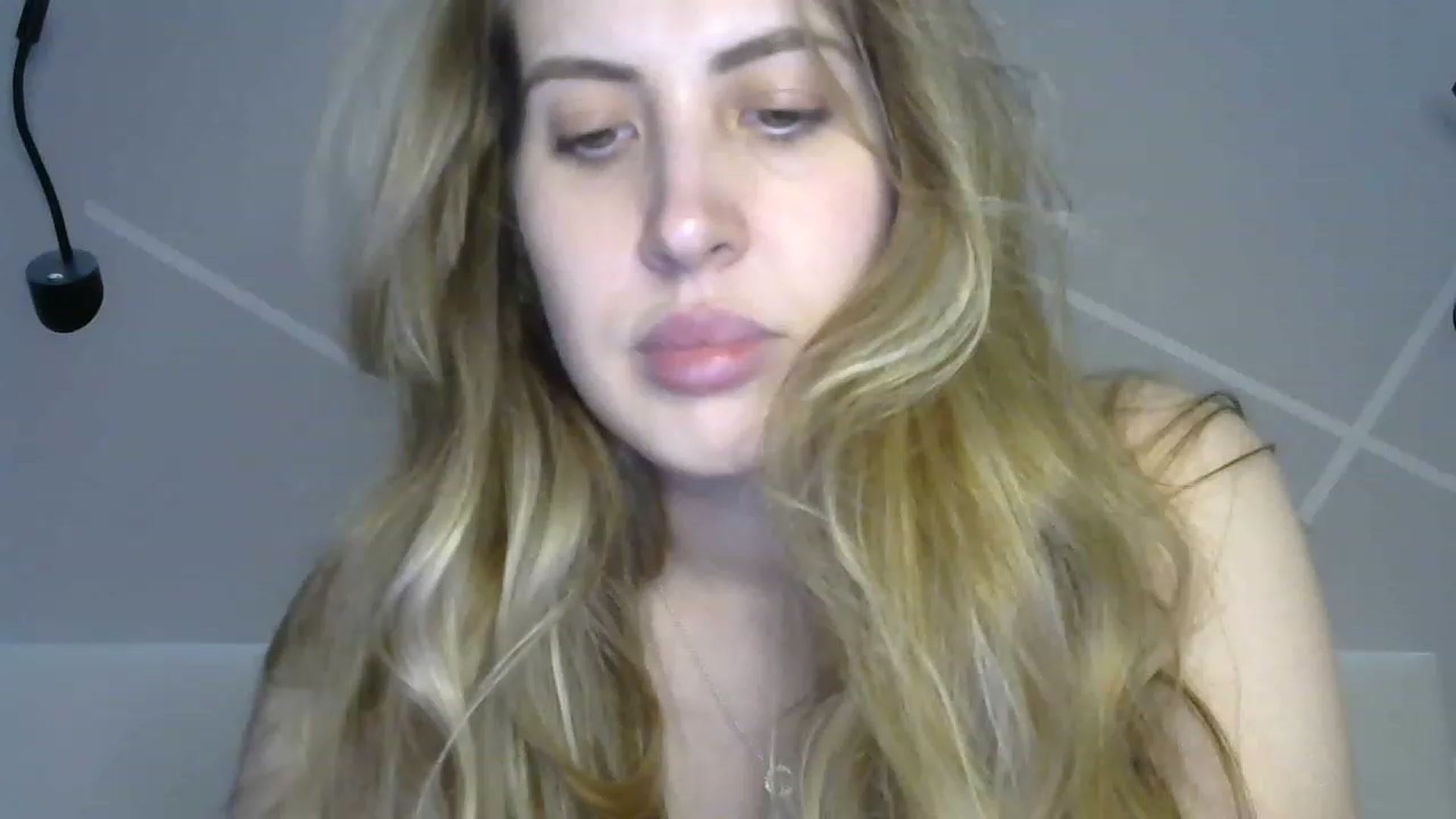 Gallery image thumbnail from MarryCox's myfreecams stream on, 04/14/2023, 11:48 image 20 of 20