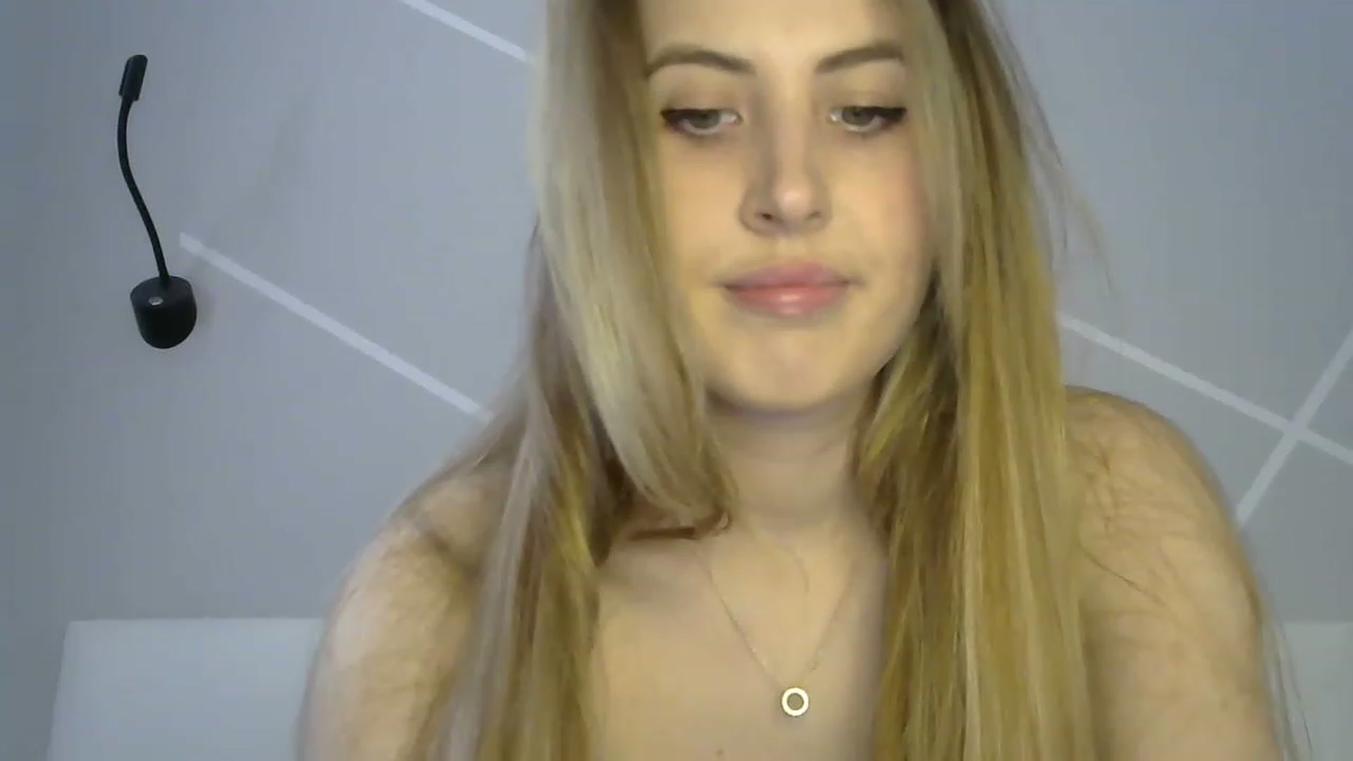 Gallery image thumbnail from MarryCox's myfreecams stream on, 04/22/2023, 09:45 image 15 of 20