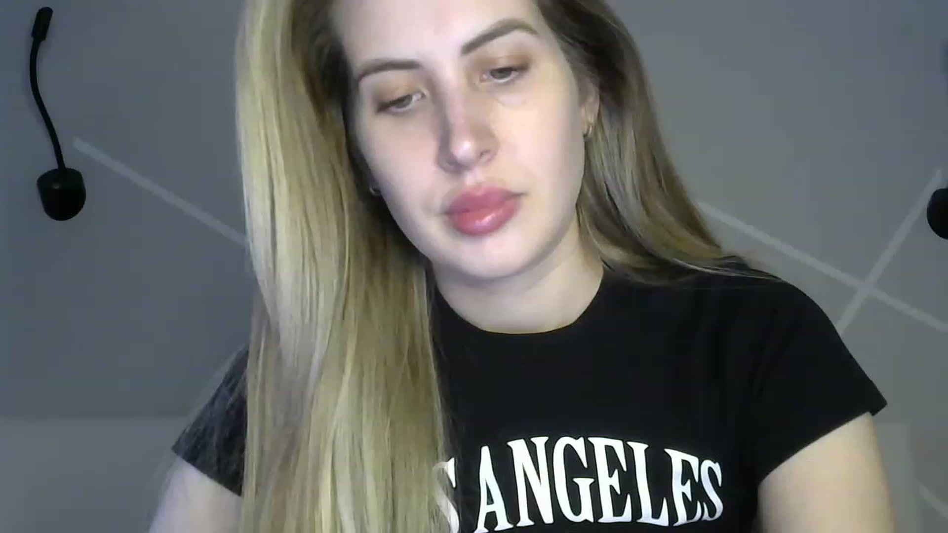 Gallery image thumbnail from MarryCox's myfreecams stream on, 04/25/2023, 11:01 image 11 of 20