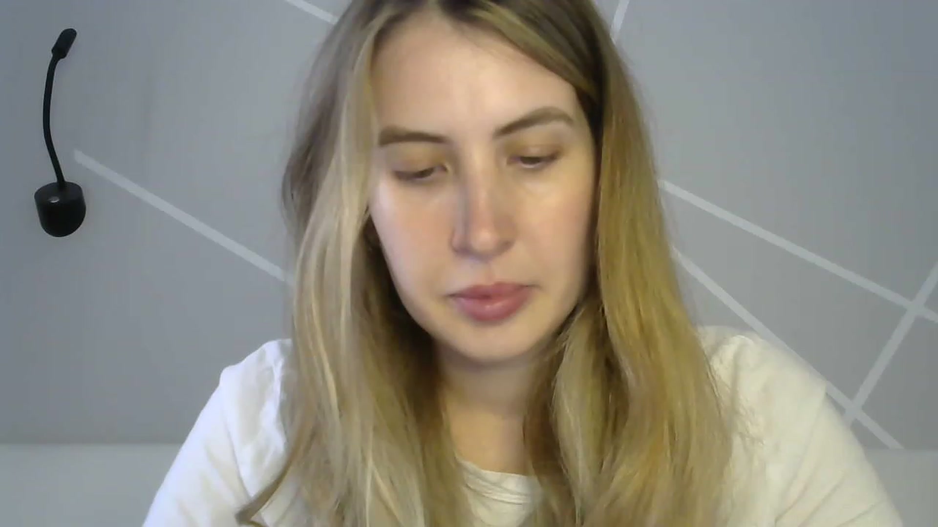 Gallery image thumbnail from MarryCox's myfreecams stream on, 05/20/2023, 11:06 image 20 of 20
