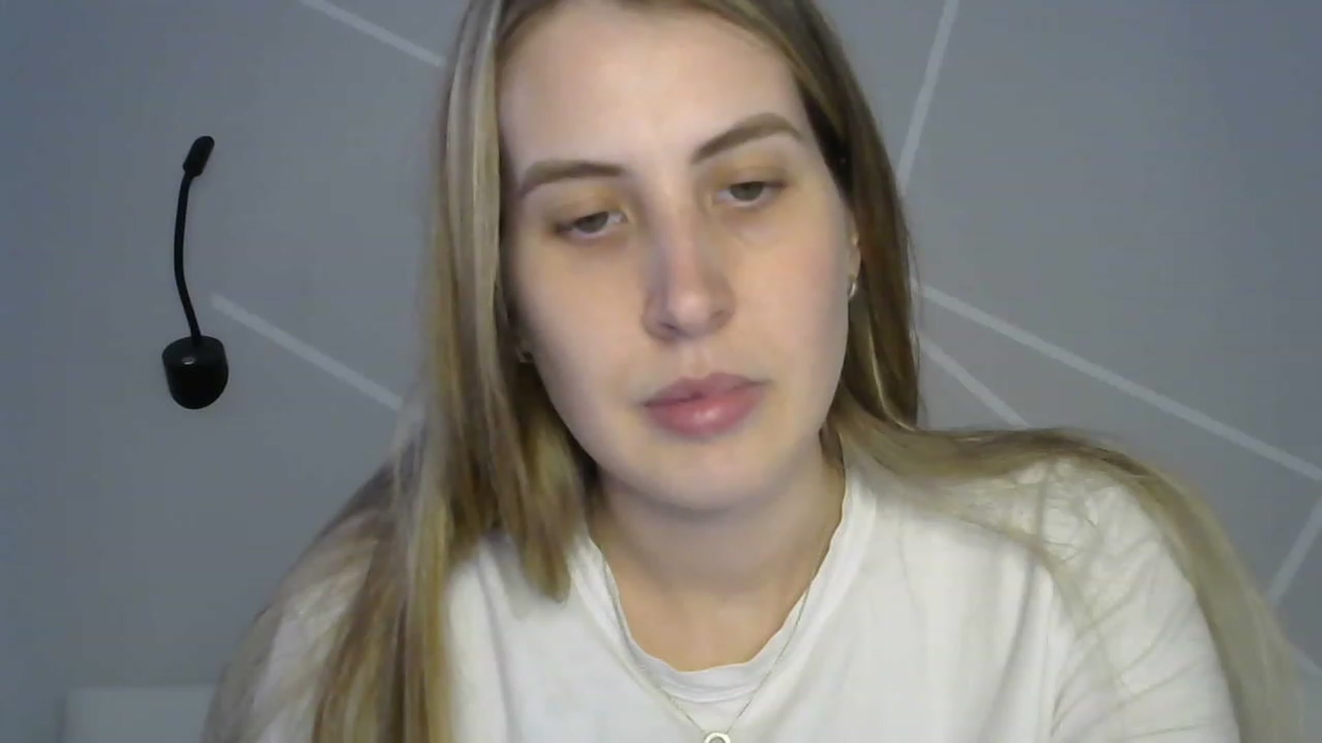 Gallery image thumbnail from MarryCox's myfreecams stream on, 05/22/2023, 12:48 image 1 of 20