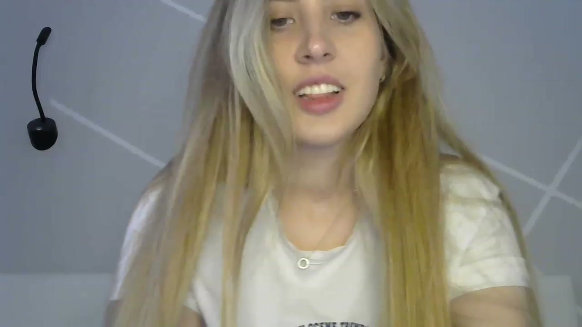 Gallery image thumbnail from MarryCox's myfreecams stream on, 05/23/2023, 09:40 image 7 of 20