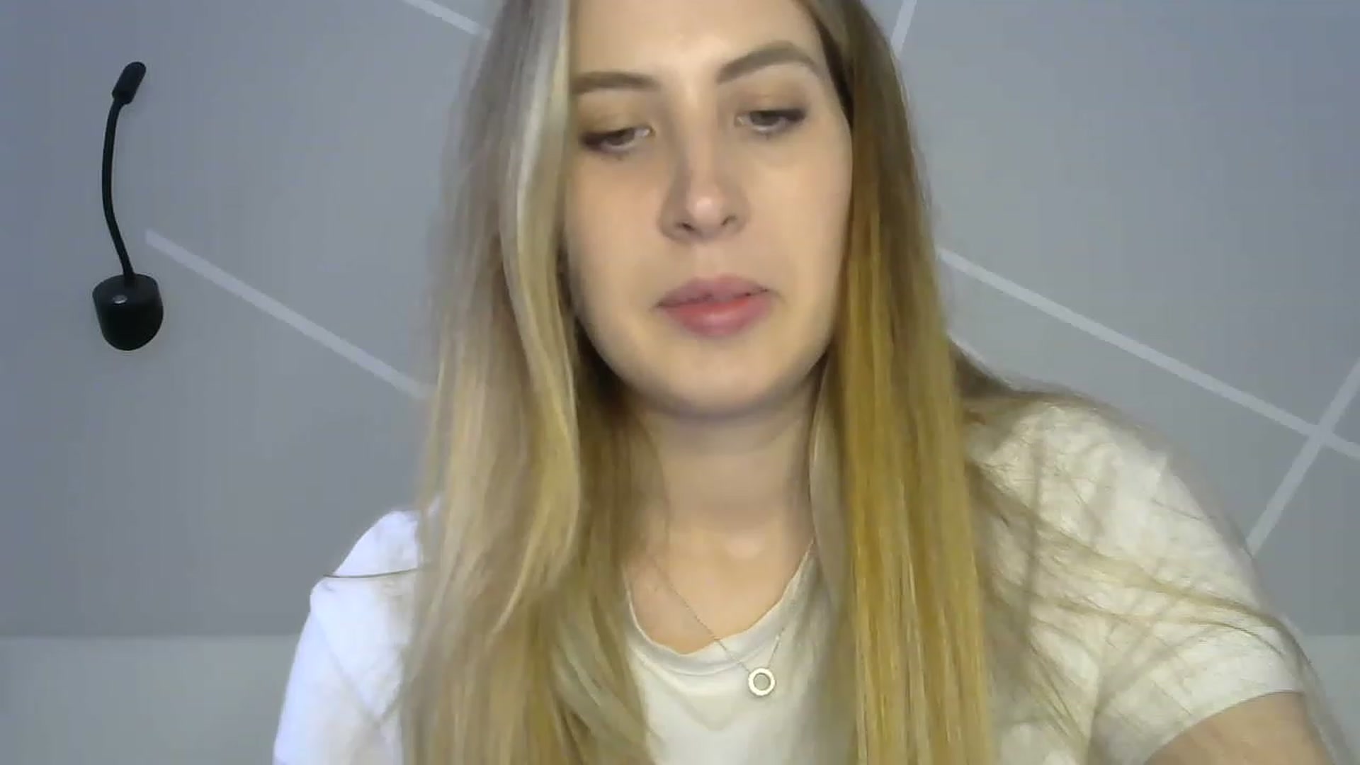 Gallery image thumbnail from MarryCox's myfreecams stream on, 05/23/2023, 09:40 image 18 of 20