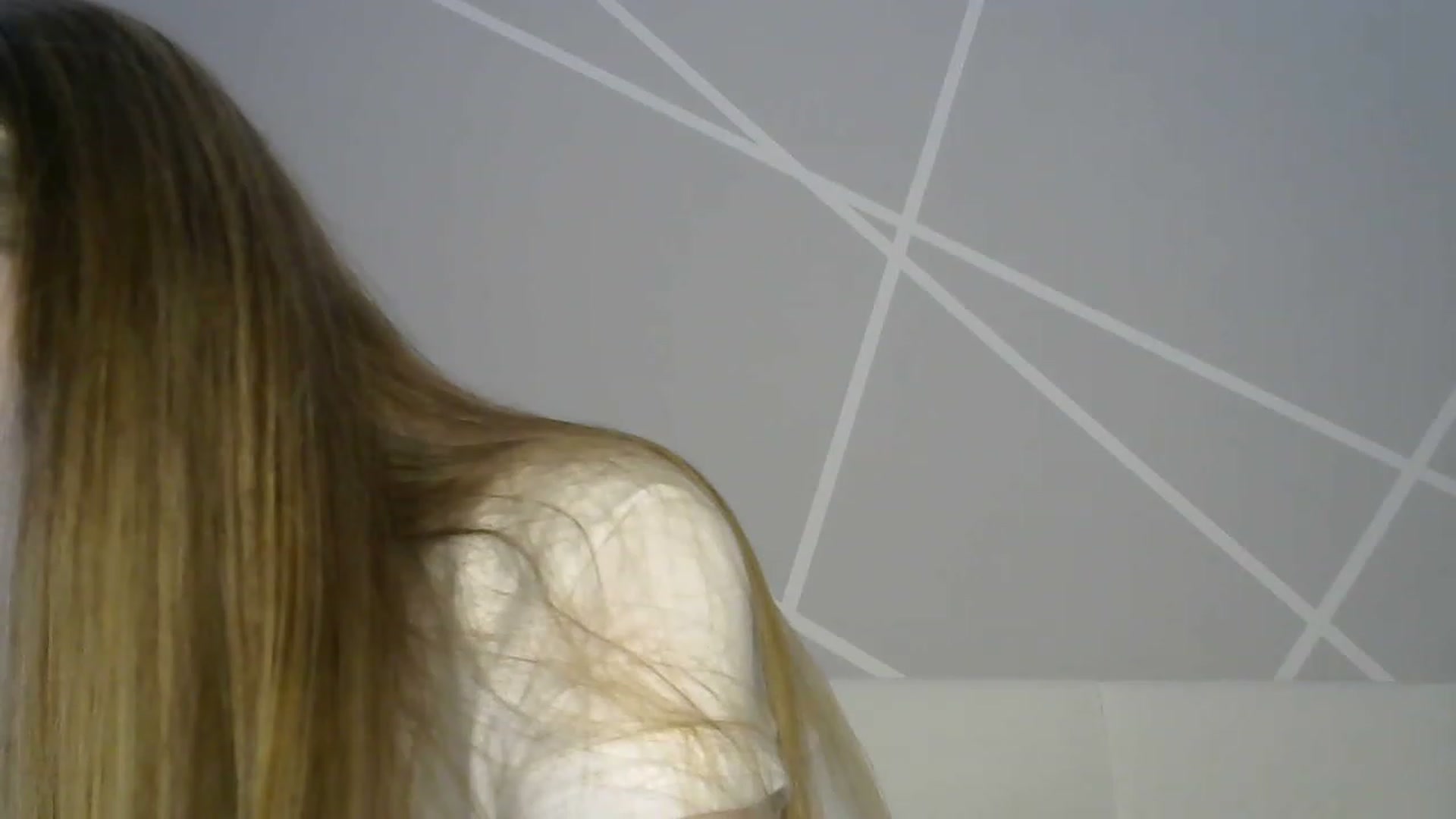 Gallery image thumbnail from MarryCox's myfreecams stream on, 05/23/2023, 09:40 image 16 of 20