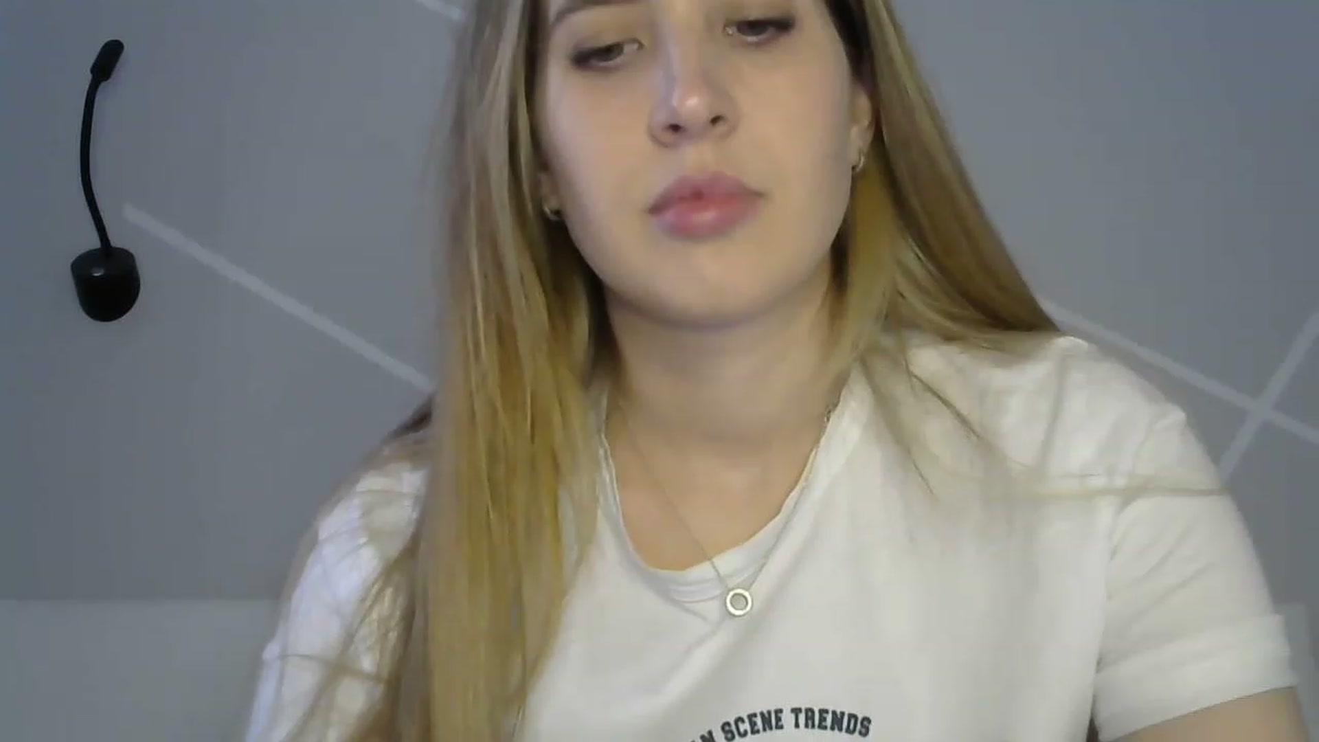 Gallery image thumbnail from MarryCox's myfreecams stream on, 05/23/2023, 09:40 image 9 of 20