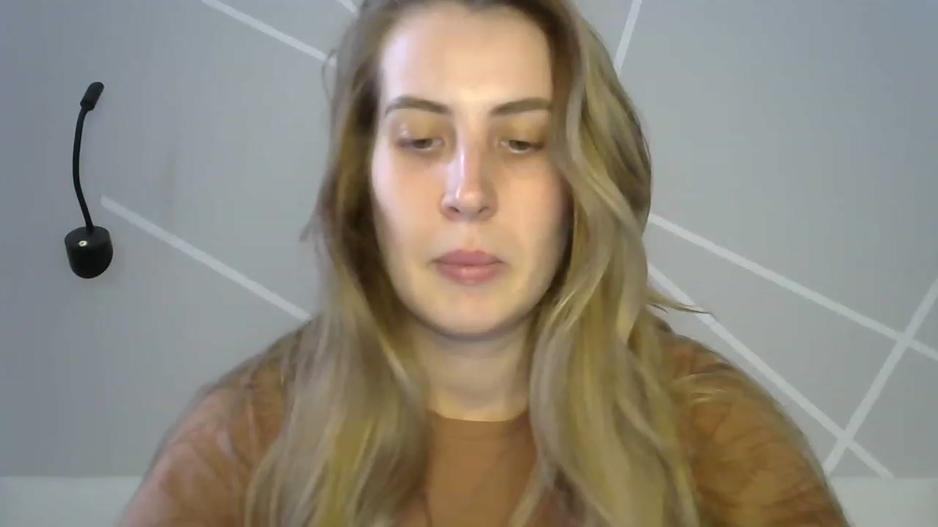 Gallery image thumbnail from MarryCox's myfreecams stream on, 06/01/2023, 10:03 image 19 of 20