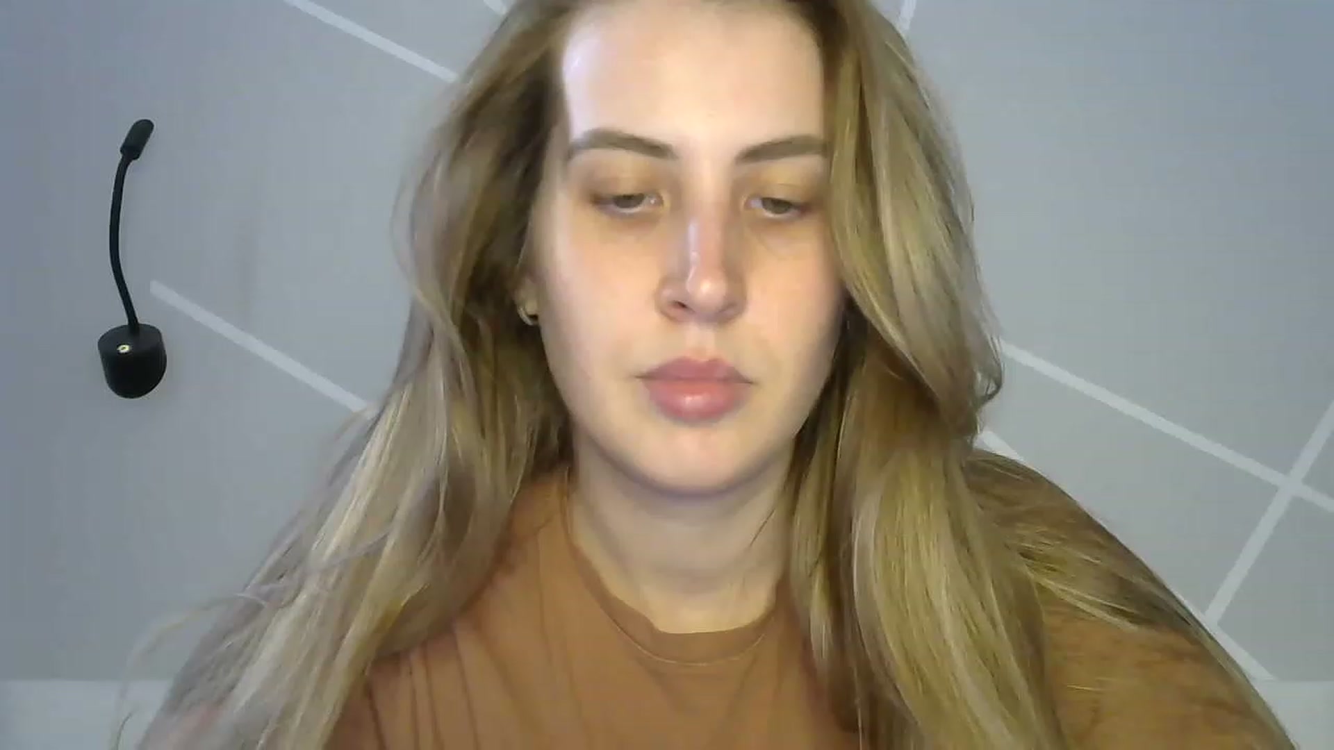 Gallery image thumbnail from MarryCox's myfreecams stream on, 06/01/2023, 10:03 image 3 of 20
