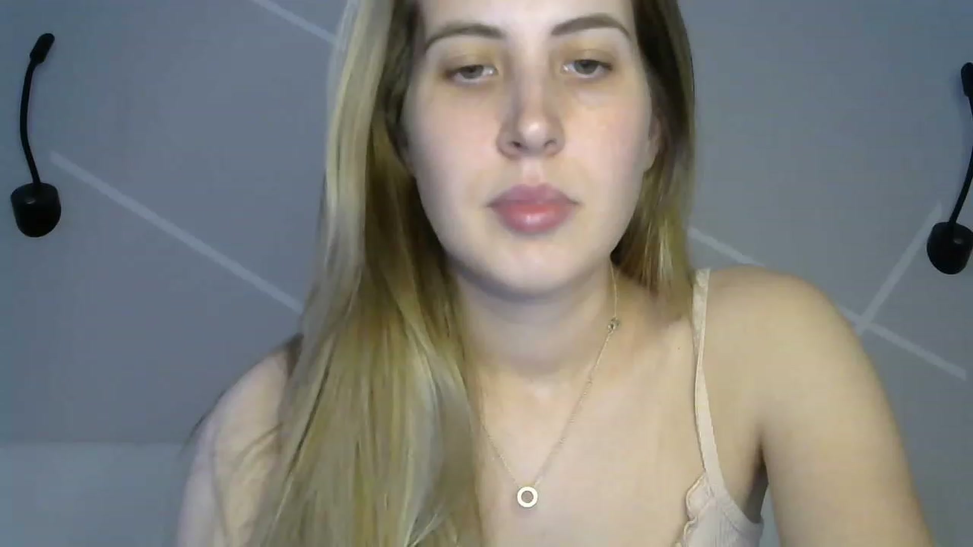 Gallery image thumbnail from MarryCox's myfreecams stream on, 06/12/2023, 11:56 image 5 of 20