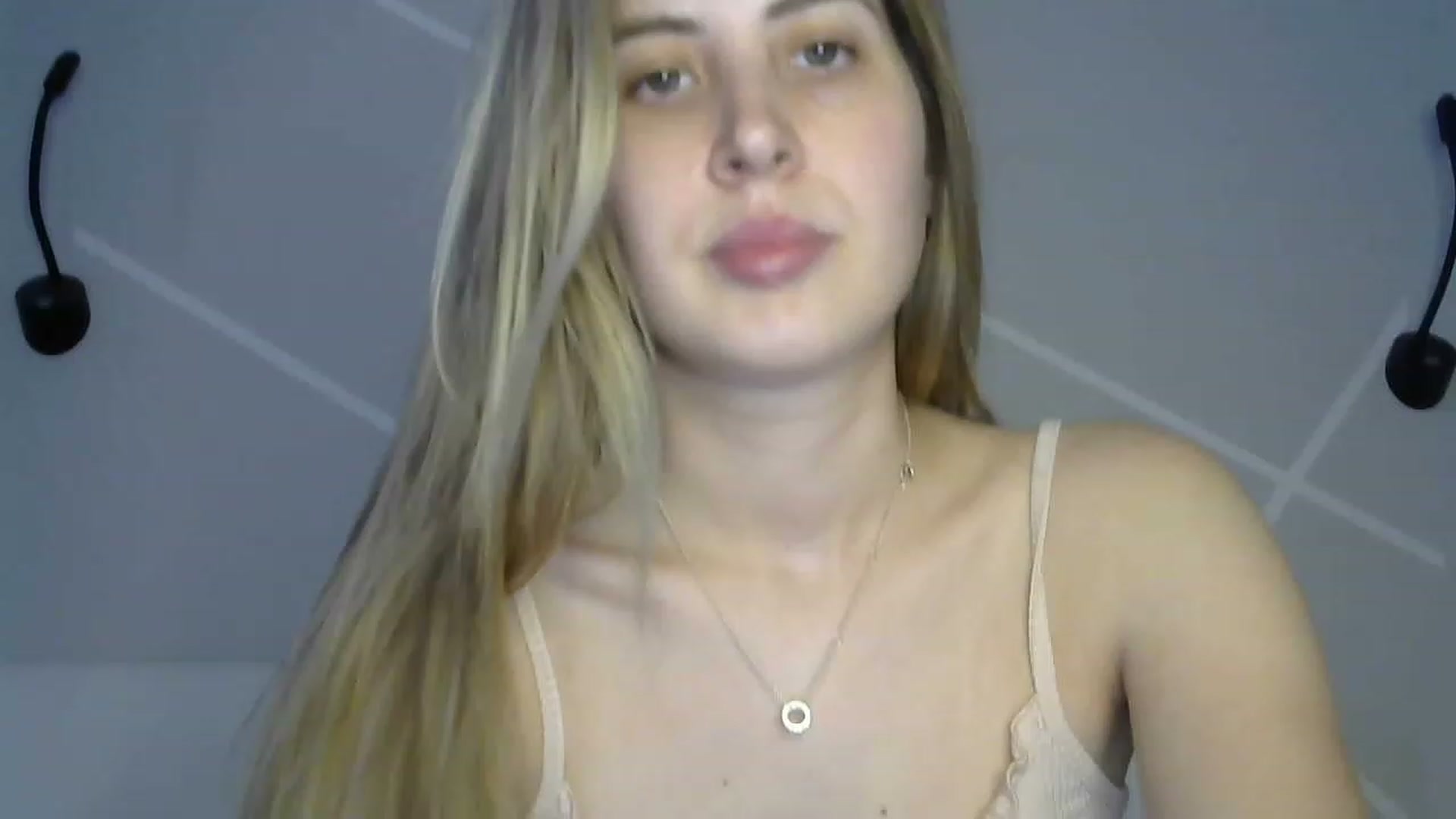 Gallery image thumbnail from MarryCox's myfreecams stream on, 06/12/2023, 11:56 image 3 of 20