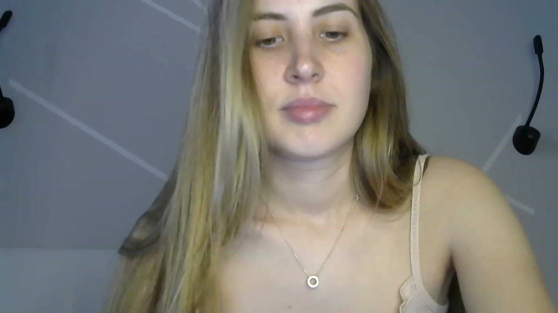 Gallery image thumbnail from MarryCox's myfreecams stream on, 06/12/2023, 11:56 image 14 of 20