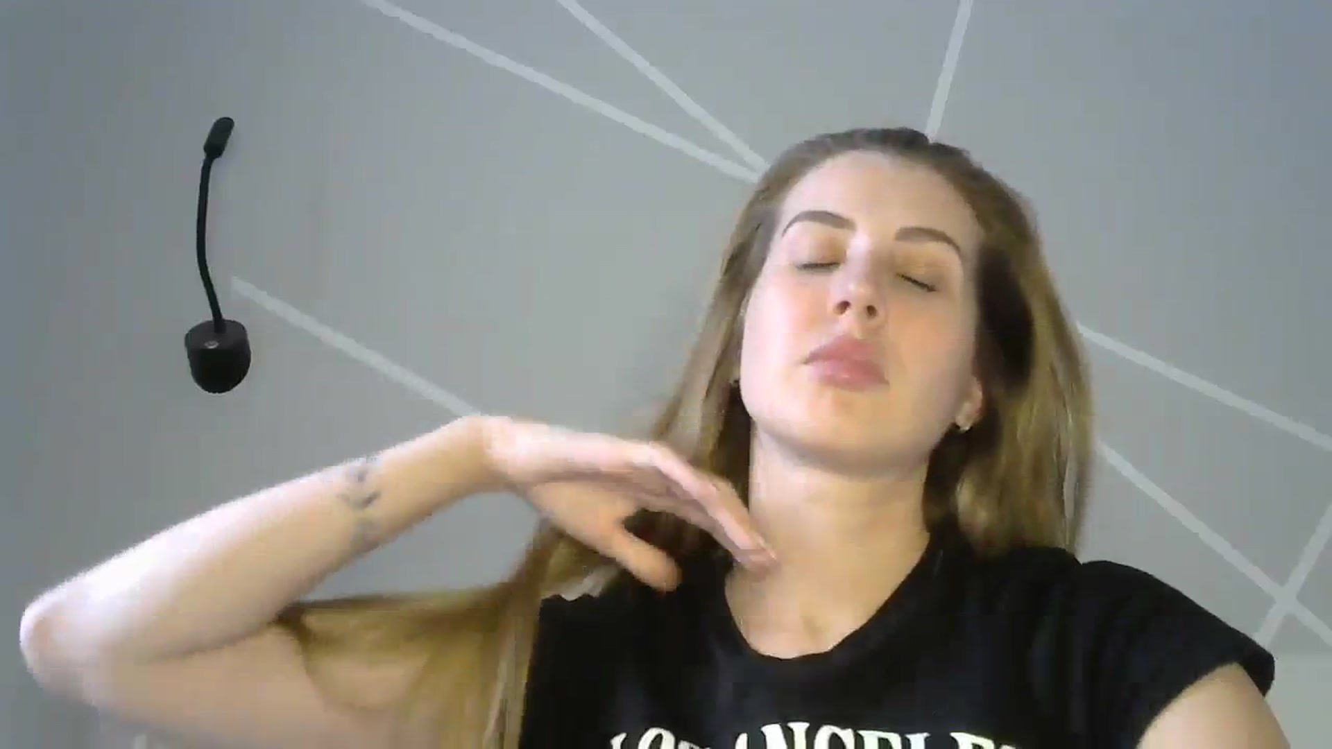 Gallery image thumbnail from MarryCox's myfreecams stream on, 07/25/2023, 11:19 image 8 of 20