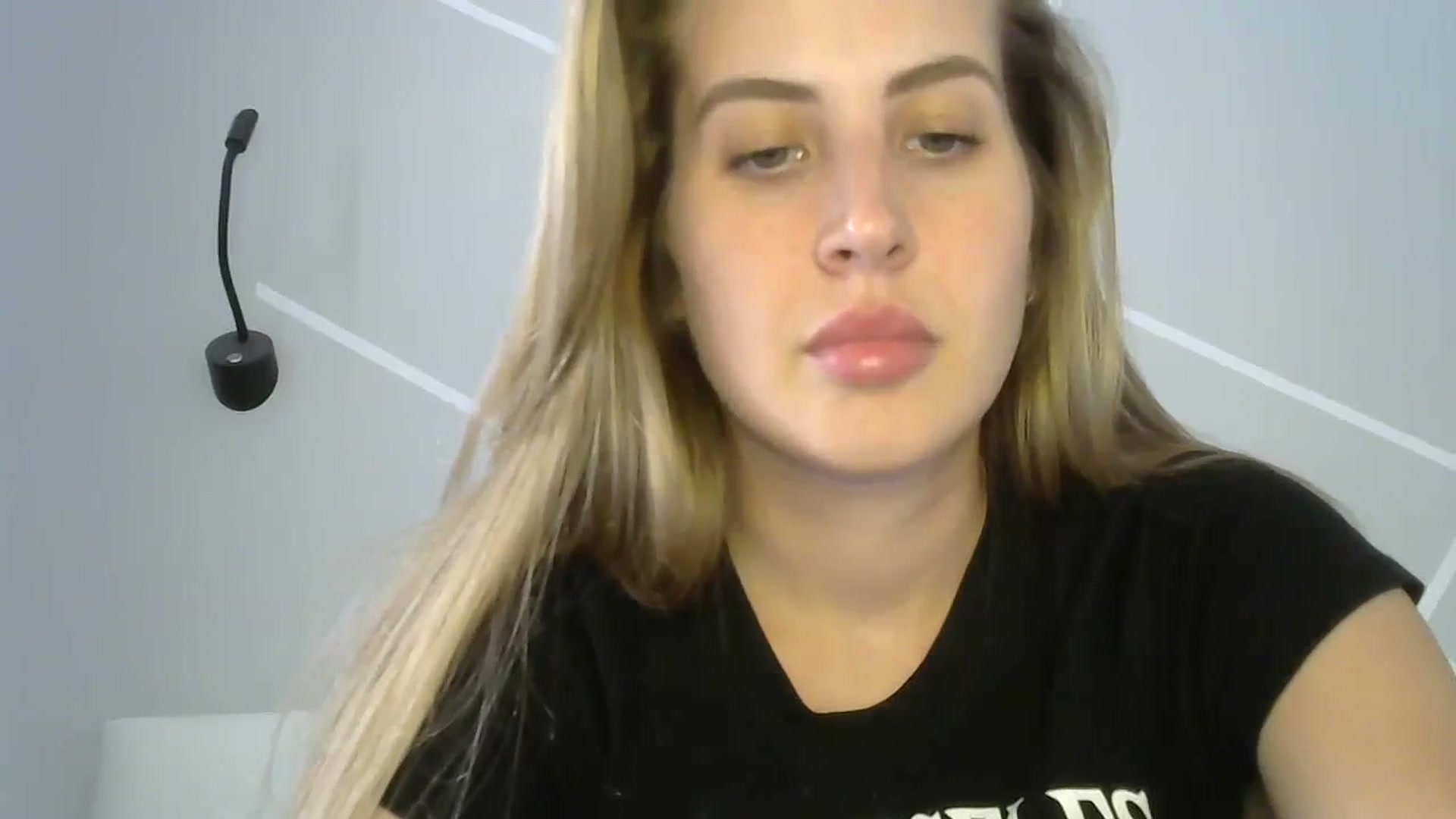 Gallery image thumbnail from MarryCox's myfreecams stream on, 07/25/2023, 11:19 image 17 of 20