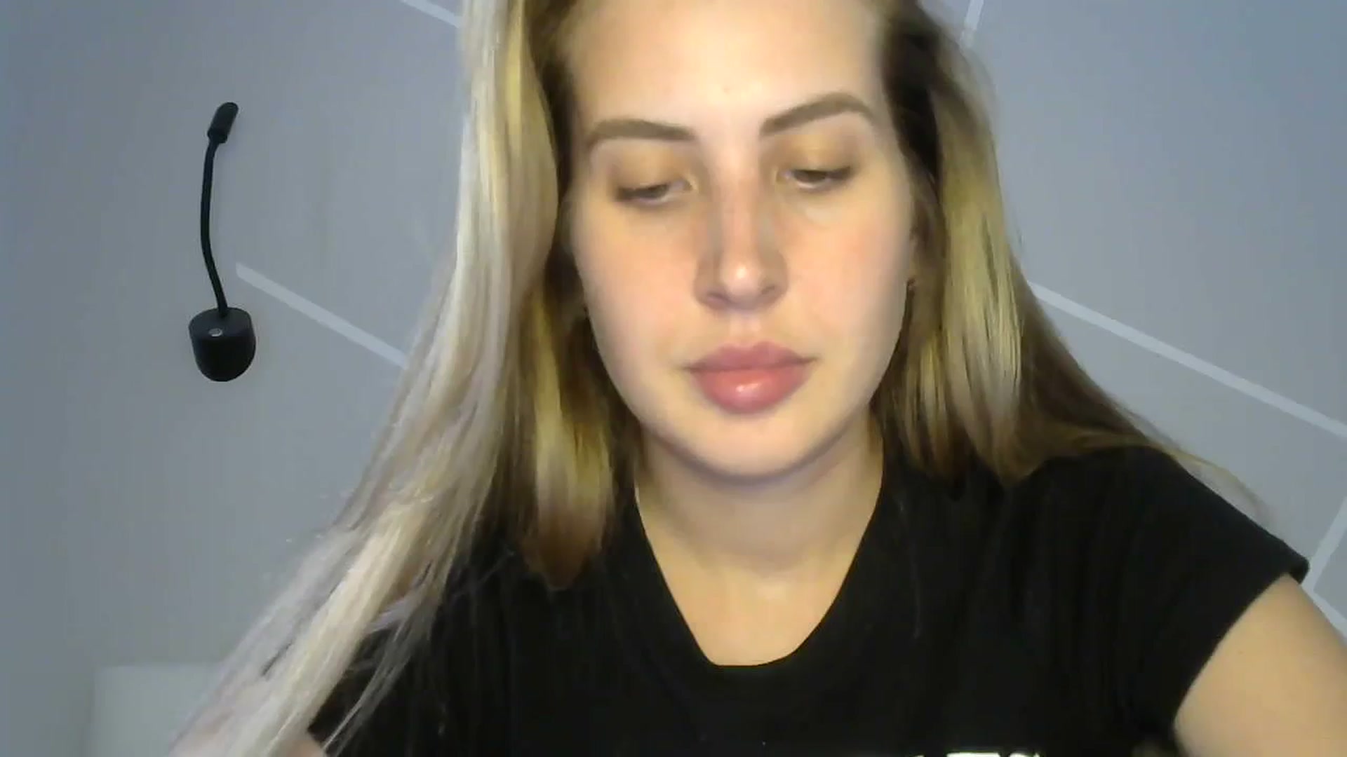 Gallery image thumbnail from MarryCox's myfreecams stream on, 07/25/2023, 11:19 image 19 of 20