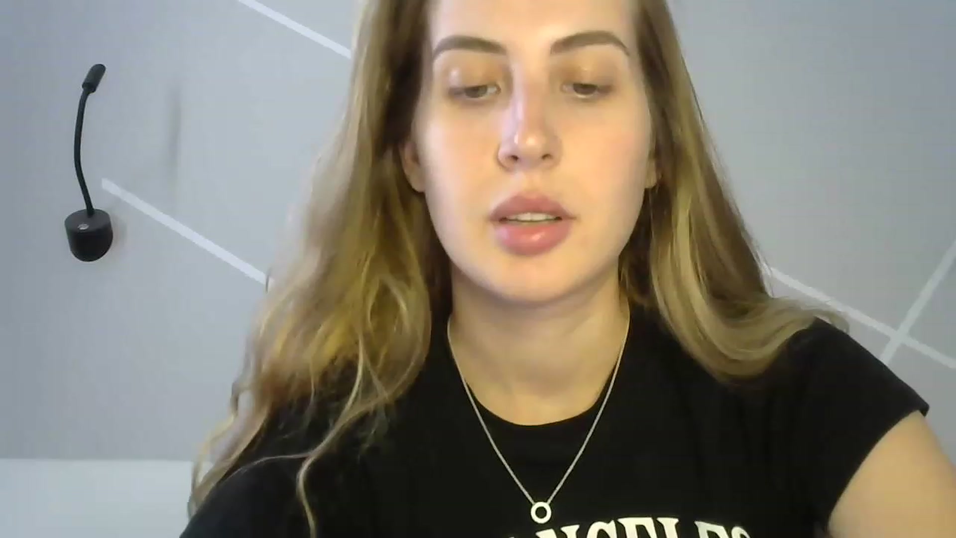 Gallery image thumbnail from MarryCox's myfreecams stream on, 08/04/2023, 10:40 image 14 of 20