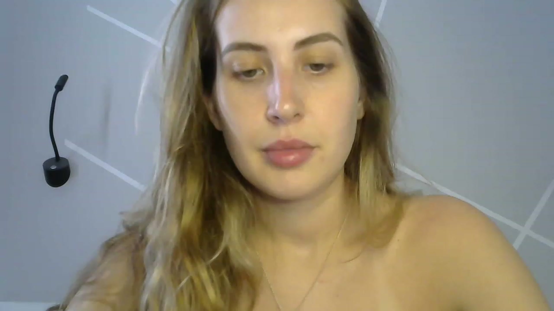 Gallery image thumbnail from MarryCox's myfreecams stream on, 08/04/2023, 11:03 image 1 of 20