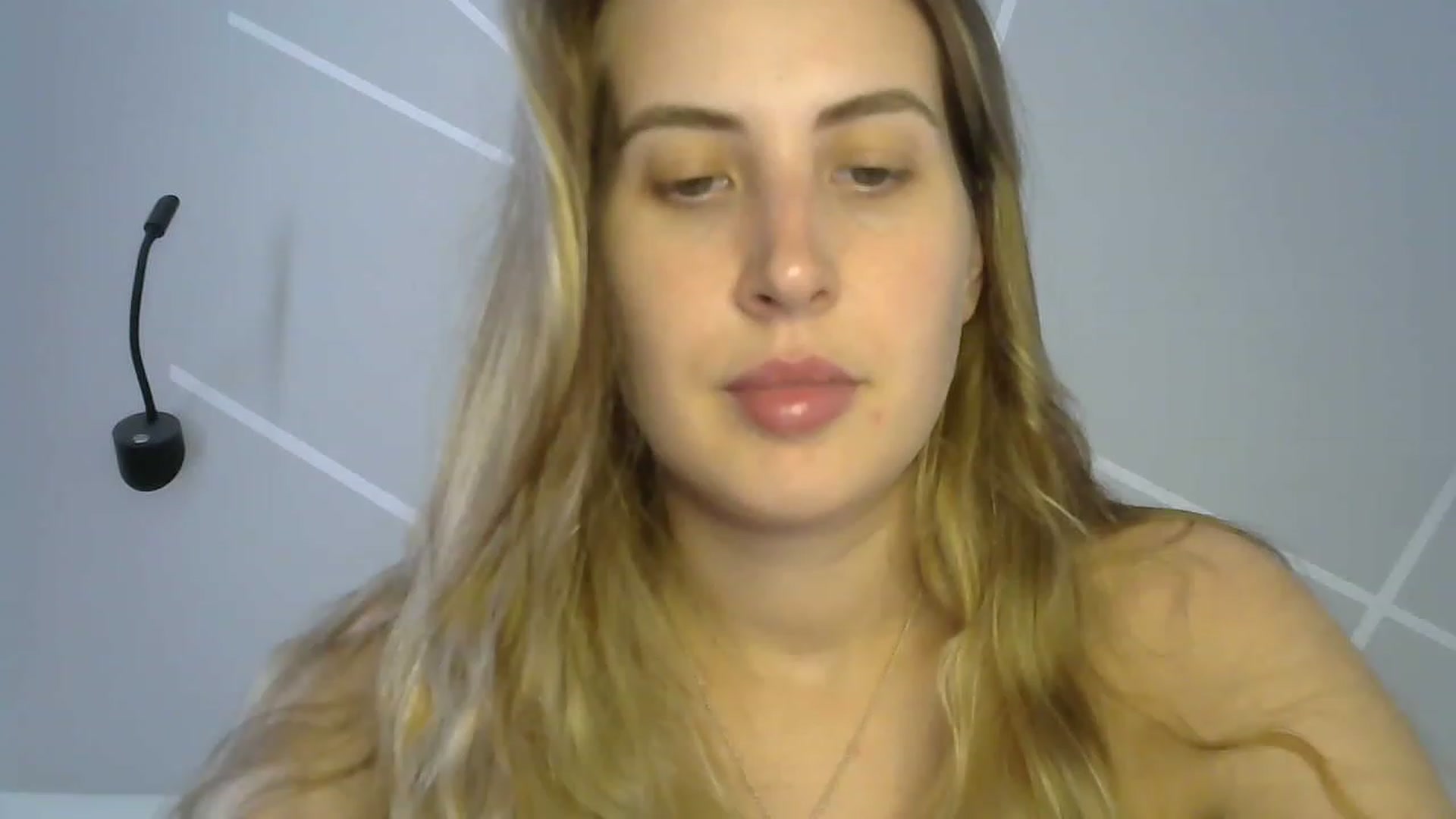 Gallery image thumbnail from MarryCox's myfreecams stream on, 08/04/2023, 11:03 image 12 of 20