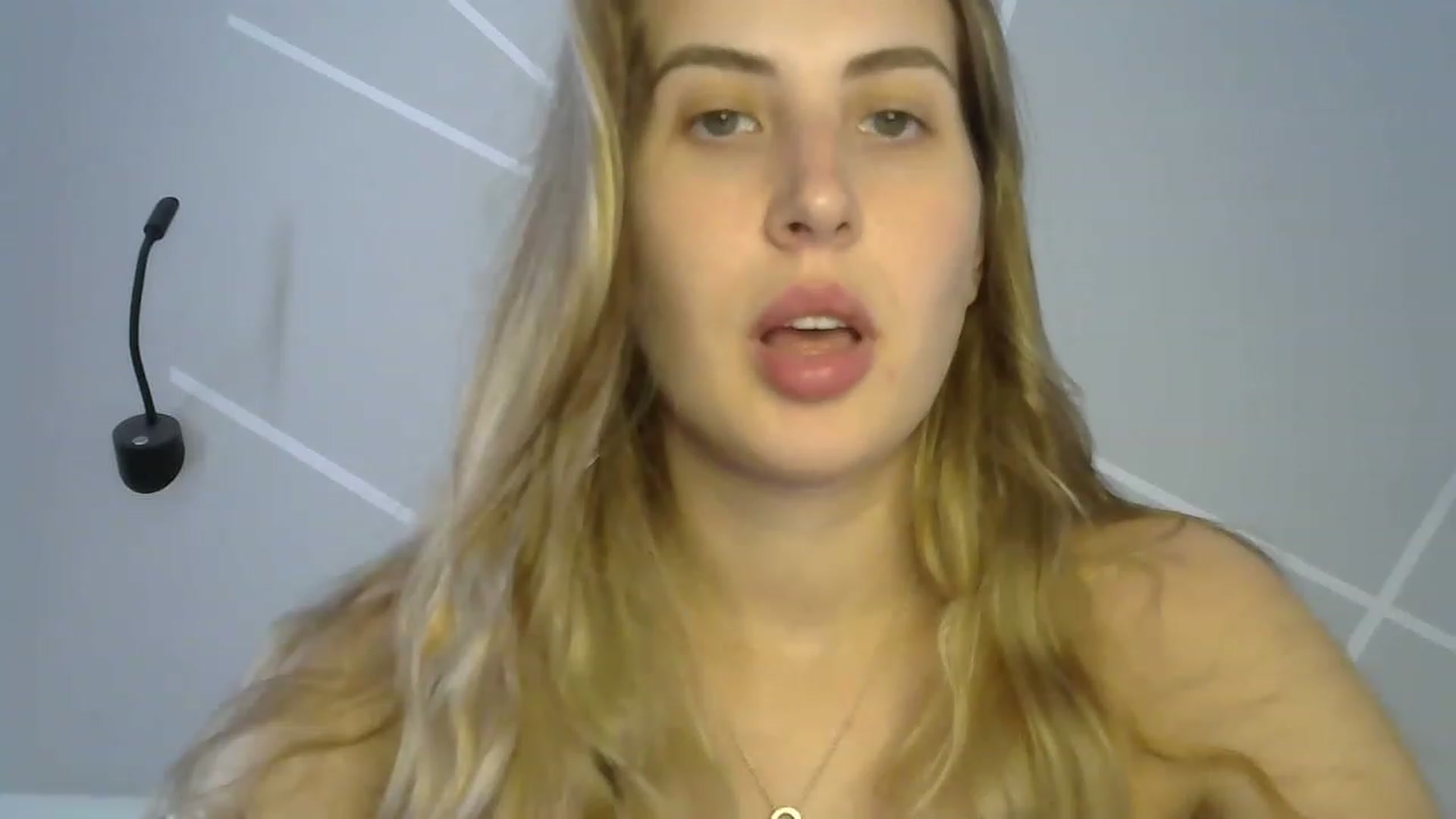Gallery image thumbnail from MarryCox's myfreecams stream on, 08/04/2023, 11:03 image 13 of 20