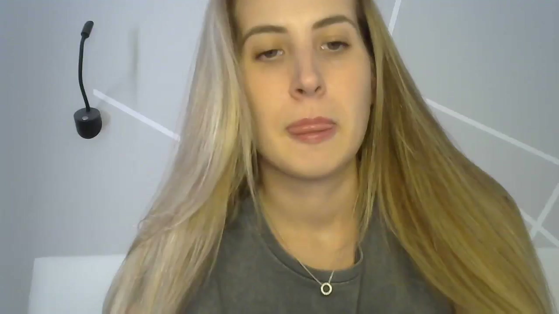 Gallery image thumbnail from MarryCox's myfreecams stream on, 08/09/2023, 11:32 image 1 of 20