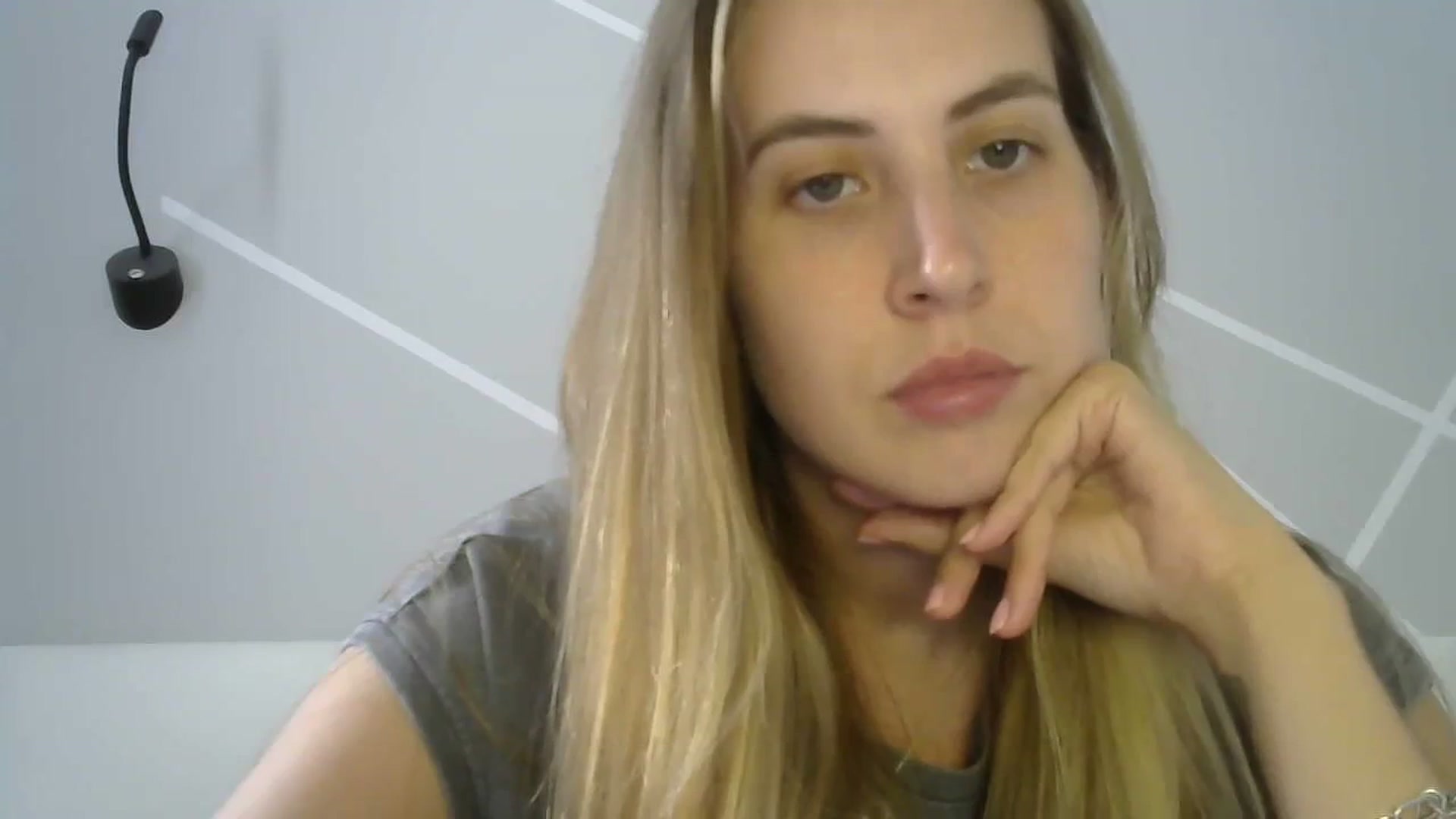 Gallery image thumbnail from MarryCox's myfreecams stream on, 08/16/2023, 11:27 image 16 of 20