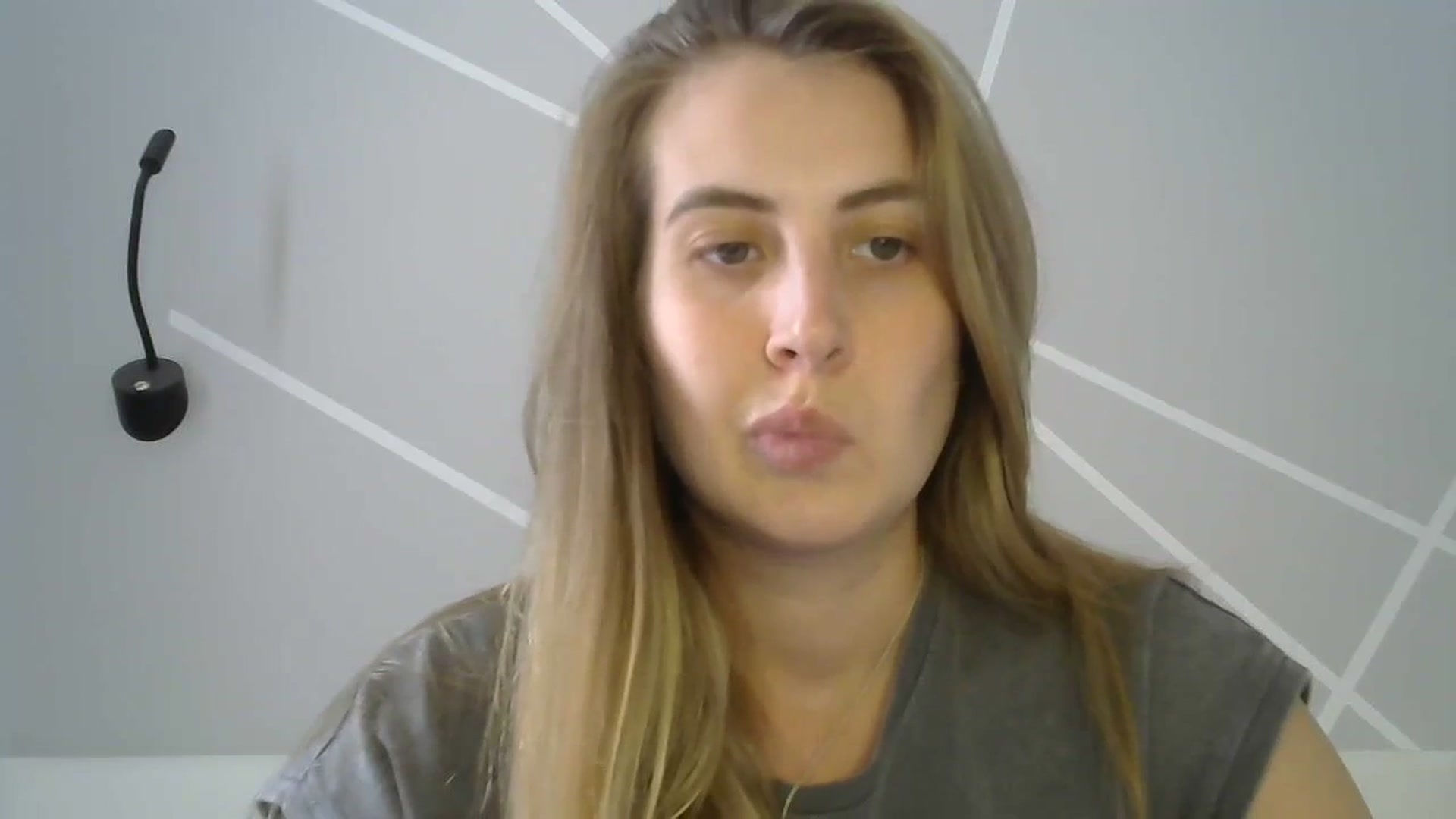 Gallery image thumbnail from MarryCox's myfreecams stream on, 08/16/2023, 11:27 image 10 of 20