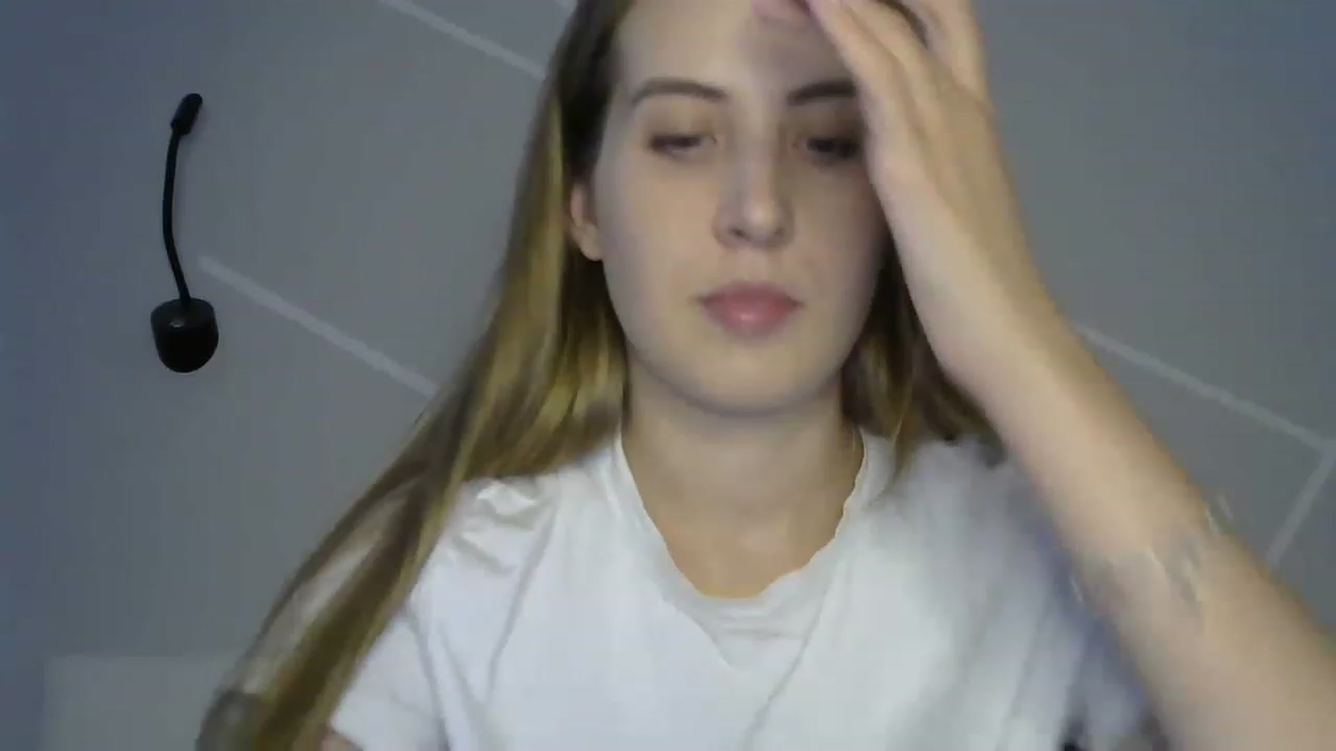 Gallery image thumbnail from MarryCox's myfreecams stream on, 08/17/2023, 11:18 image 3 of 20