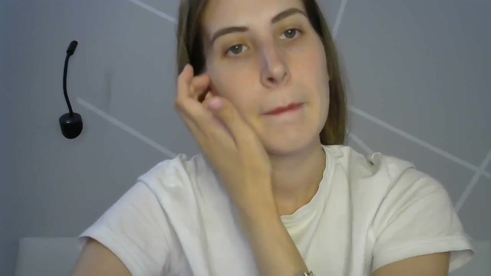 Gallery image thumbnail from MarryCox's myfreecams stream on, 08/18/2023, 11:43 image 6 of 20