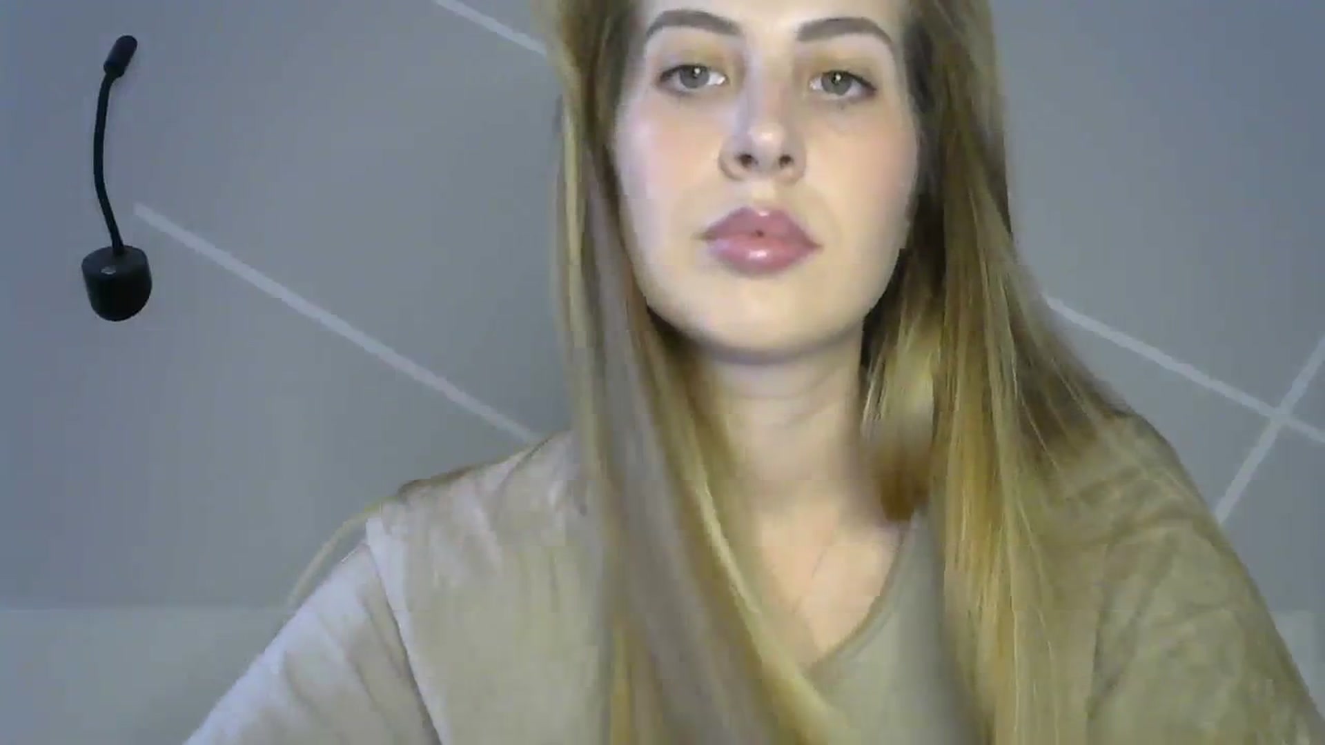 Gallery image thumbnail from MarryCox's myfreecams stream on, 08/26/2023, 10:01 image 8 of 20