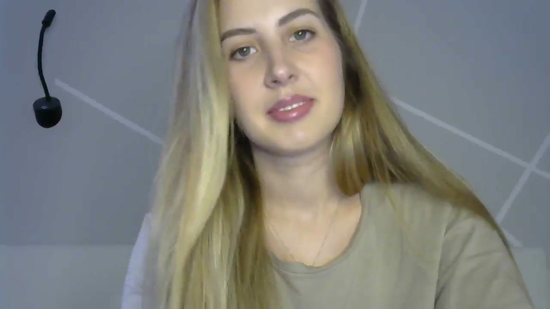 Gallery image thumbnail from MarryCox's myfreecams stream on, 08/26/2023, 10:01 image 5 of 20