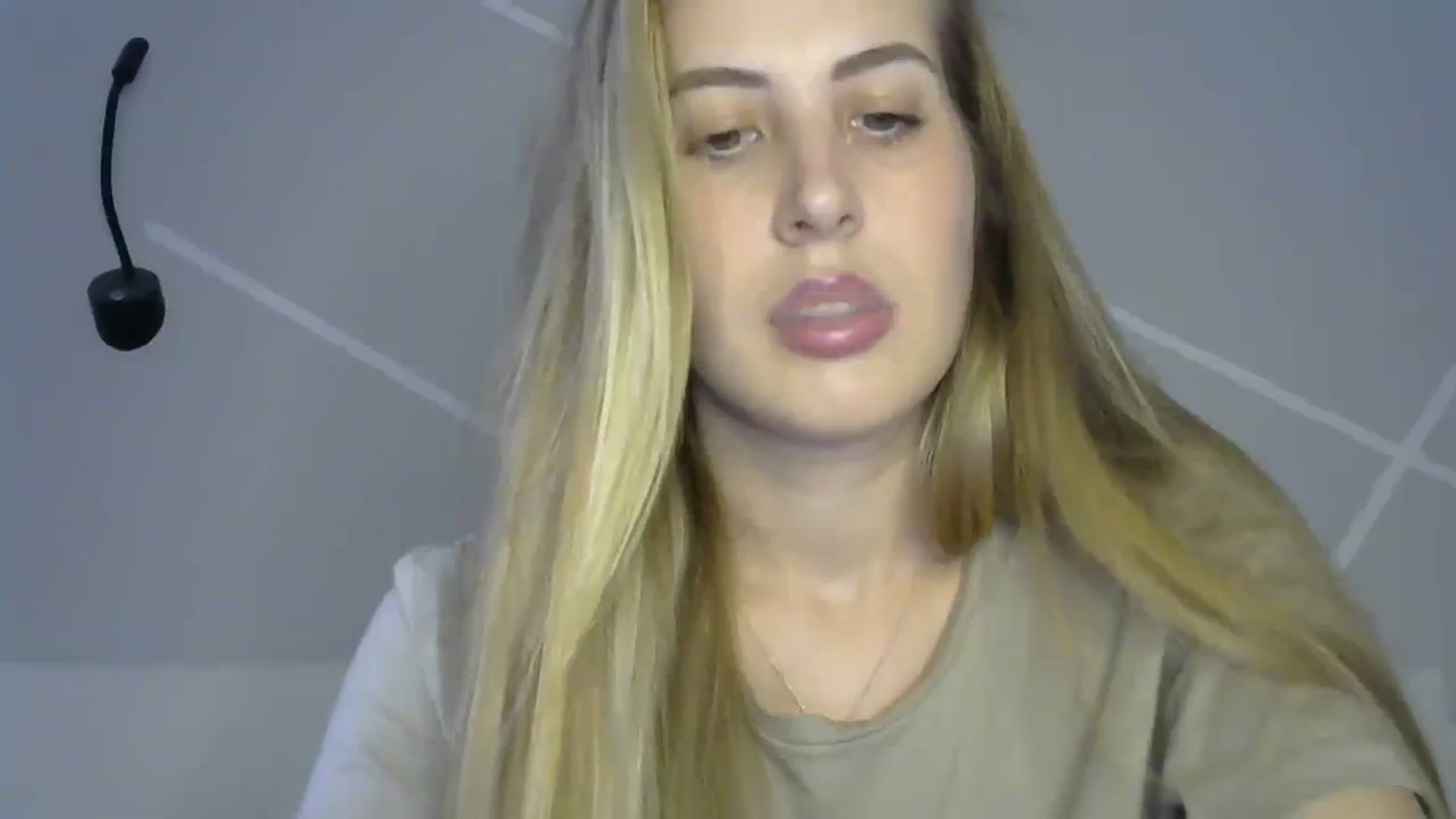 Gallery image thumbnail from MarryCox's myfreecams stream on, 08/26/2023, 10:01 image 6 of 20