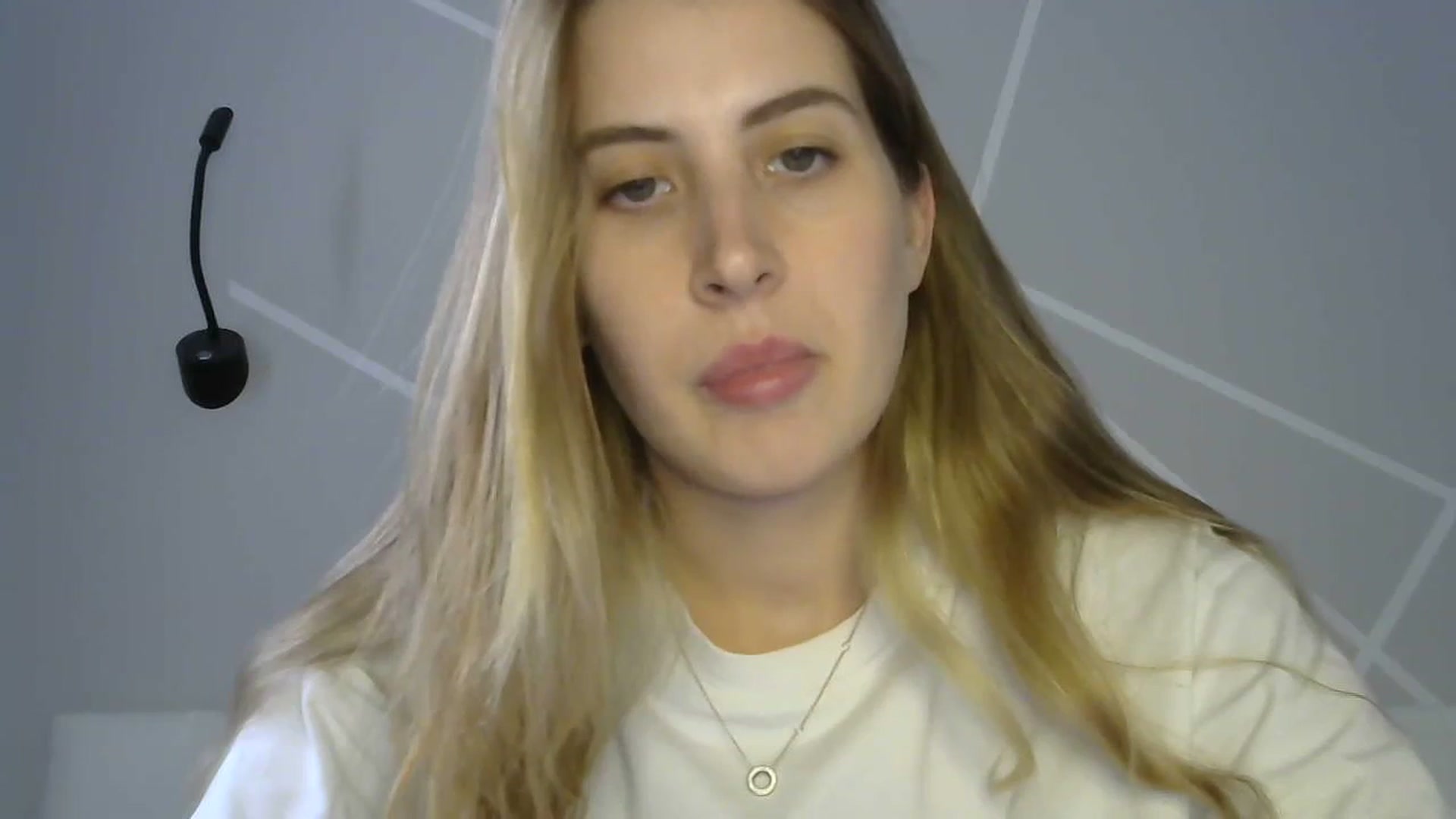 Gallery image thumbnail from MarryCox's myfreecams stream on, 09/11/2023, 12:20 image 3 of 20