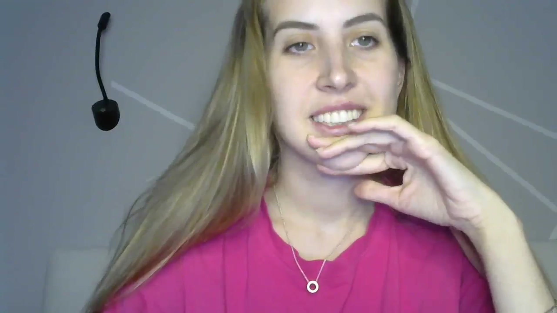Gallery image thumbnail from MarryCox's myfreecams stream on, 09/16/2023, 11:20 image 15 of 20