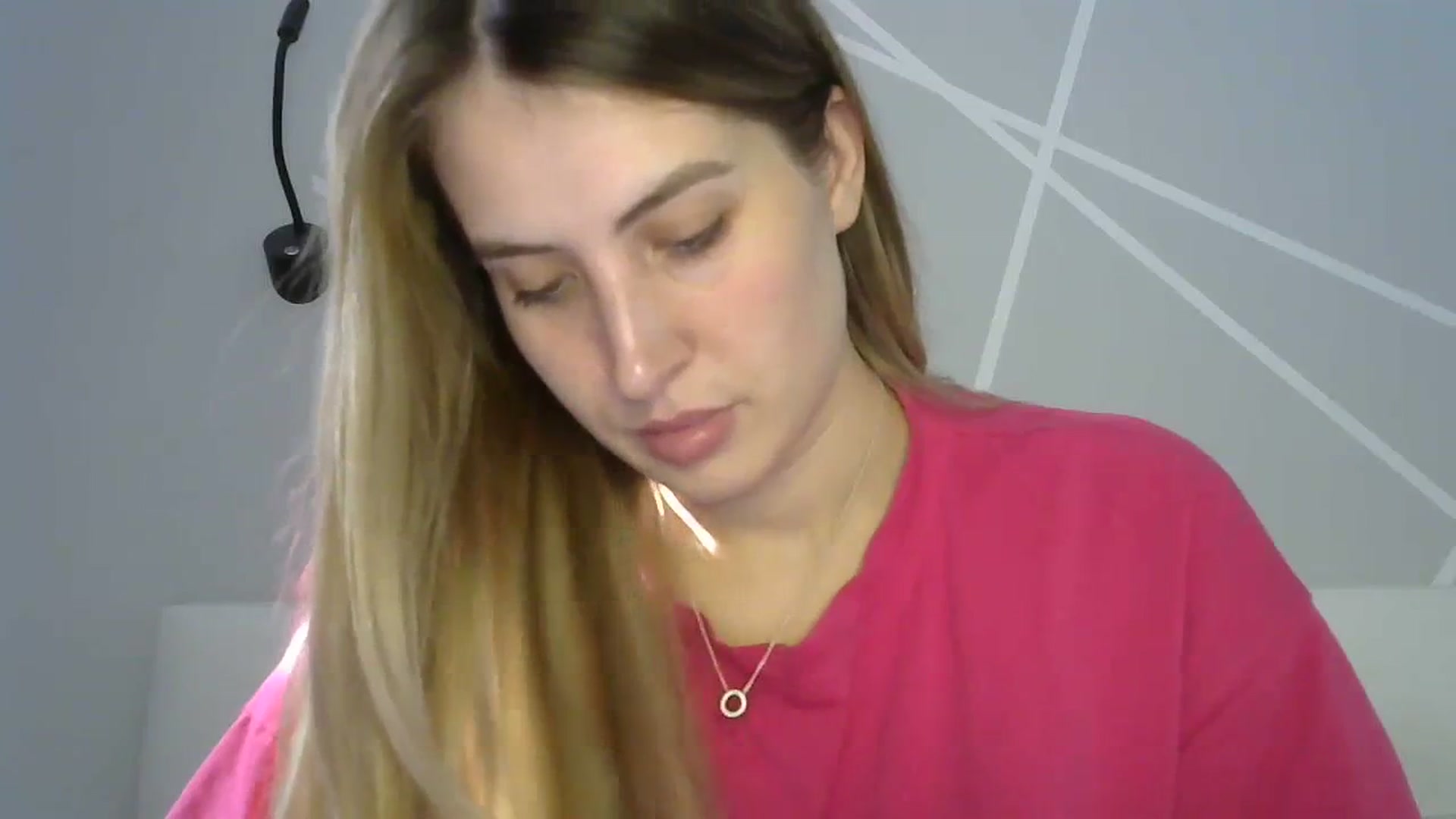 Gallery image thumbnail from MarryCox's myfreecams stream on, 09/18/2023, 10:46 image 7 of 20