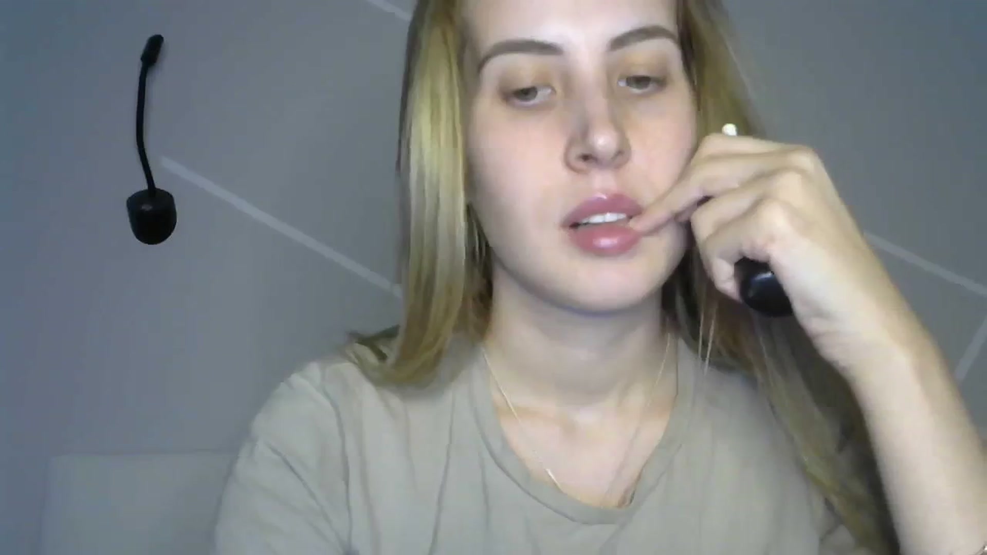 Gallery image thumbnail from MarryCox's myfreecams stream on, 09/19/2023, 11:57 image 13 of 20